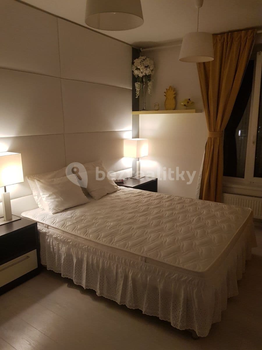Prenájom bytu 2-izbový 57 m², Pod Harfou, Praha, Praha Prenájom bytu 2-izbový 57 m², Pod Harfou, Praha, Praha