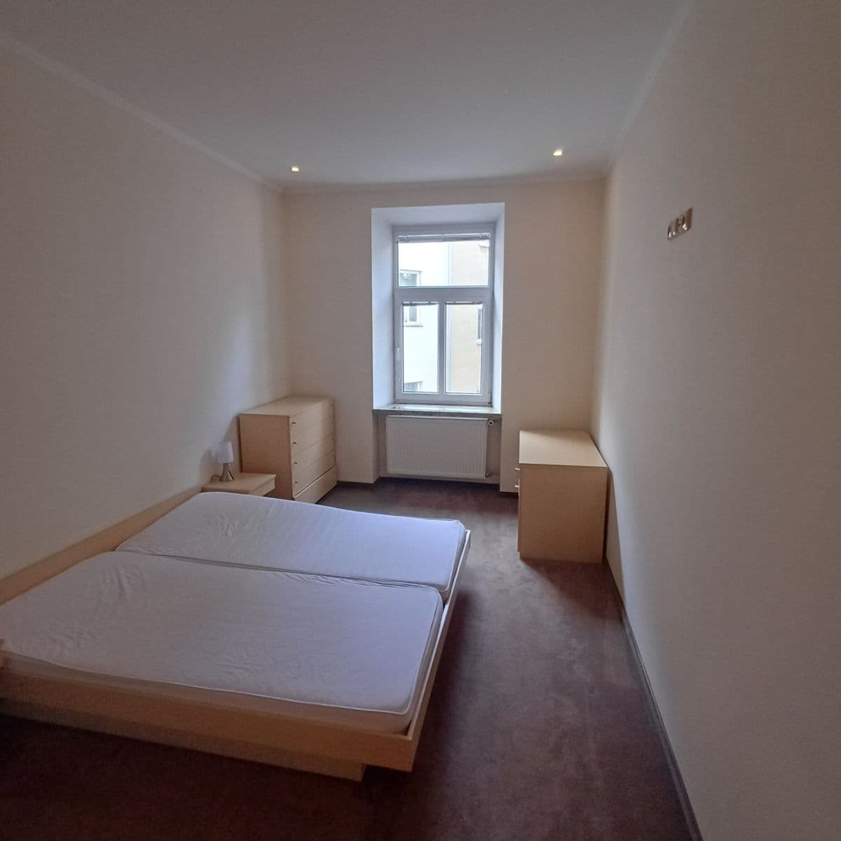 Prenájom bytu 1-izbový 42 m², Bulharská, Praha, Praha Prenájom bytu 1-izbový 42 m², Bulharská, Praha, Praha