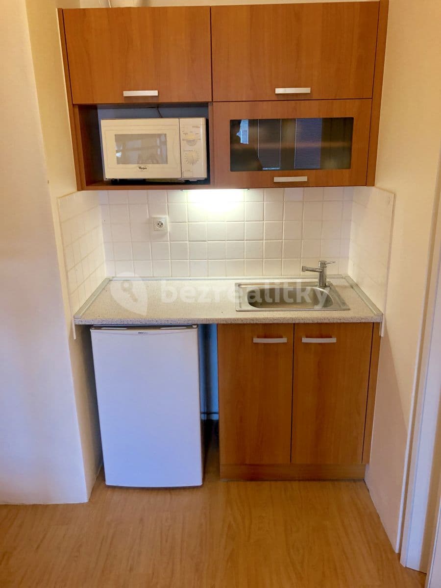 Prenájom bytu Garsoniéra 21 m², Bayerova, Brno, Jihomoravský kraj Prenájom bytu Garsoniéra 21 m², Bayerova, Brno, Jihomoravský kraj