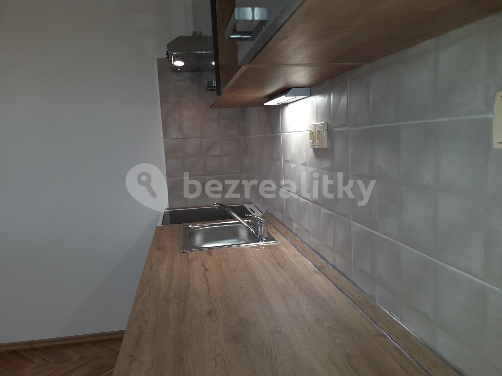 Prenájom bytu Garsoniéra 23 m², Částkova, Plzeň, Plzeňský kraj Prenájom bytu Garsoniéra 23 m², Částkova, Plzeň, Plzeňský kraj