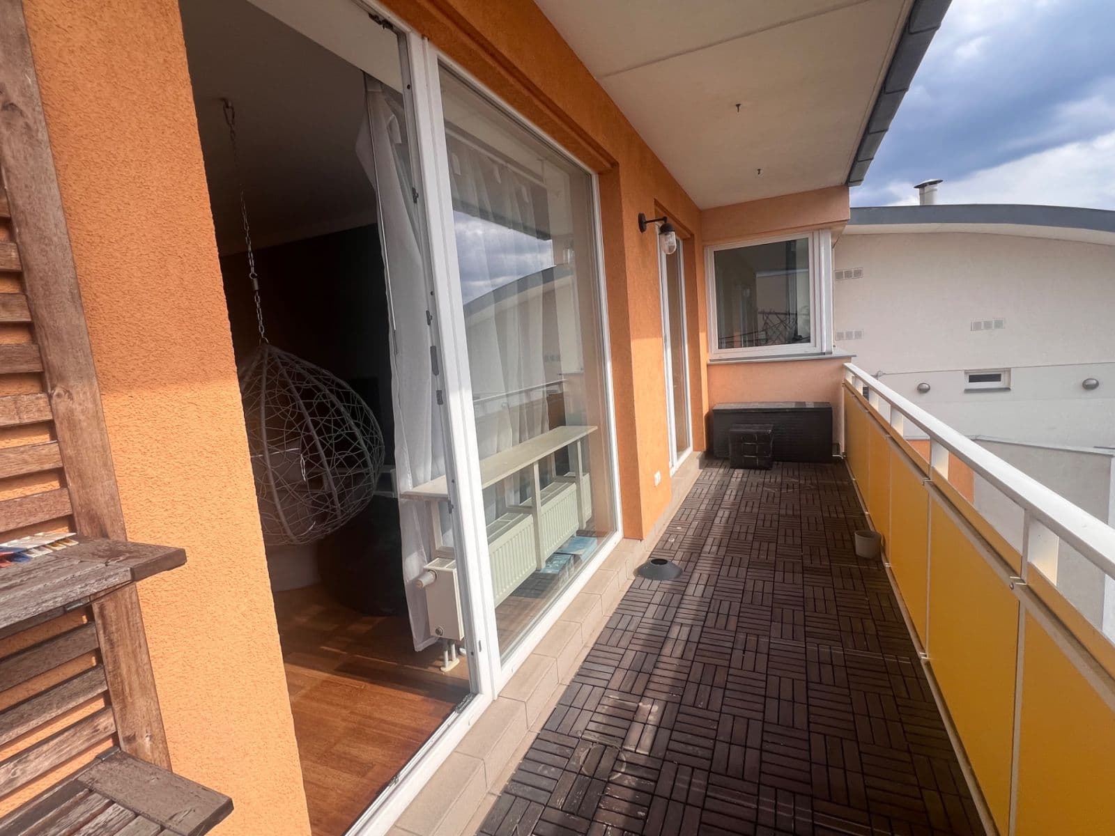 Prenájom bytu 3-izbový 78 m², Sicherova, Praha, Praha Prenájom bytu 3-izbový 78 m², Sicherova, Praha, Praha
