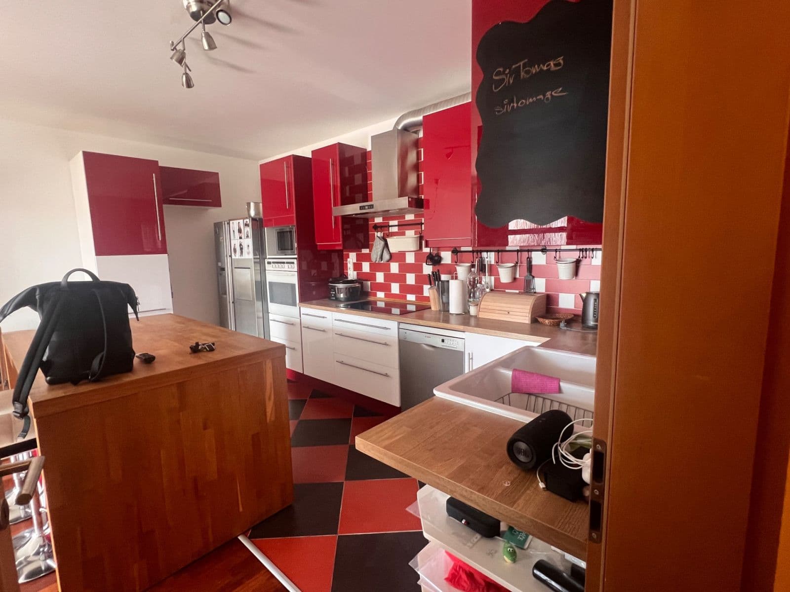 Prenájom bytu 3-izbový 78 m², Sicherova, Praha, Praha Prenájom bytu 3-izbový 78 m², Sicherova, Praha, Praha
