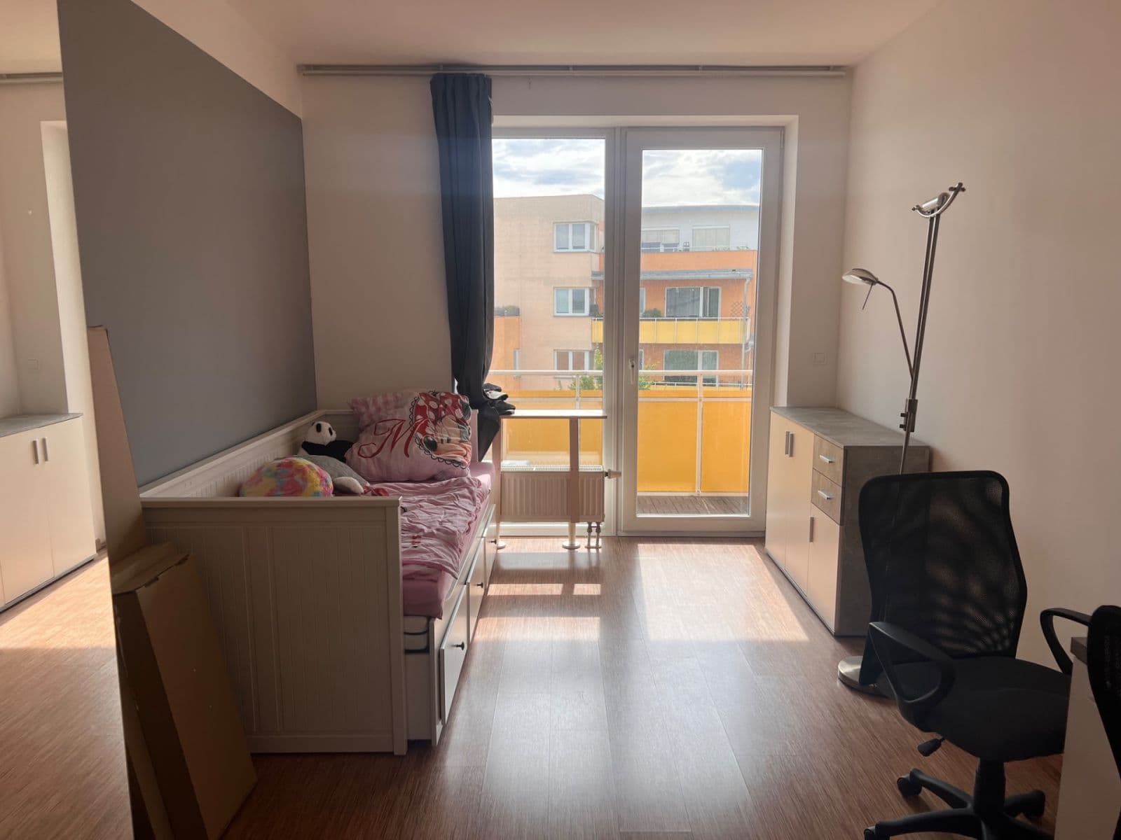 Prenájom bytu 3-izbový 78 m², Sicherova, Praha, Praha Prenájom bytu 3-izbový 78 m², Sicherova, Praha, Praha