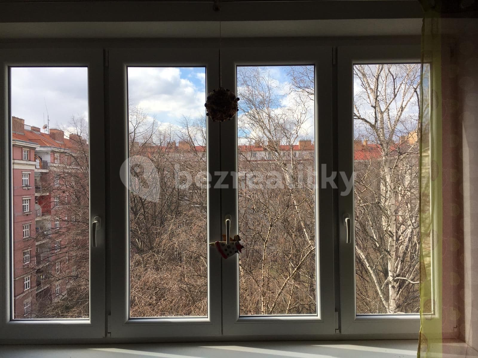 Prenájom bytu 2-izbový 47 m², Viklefova, Praha, Praha Prenájom bytu 2-izbový 47 m², Viklefova, Praha, Praha