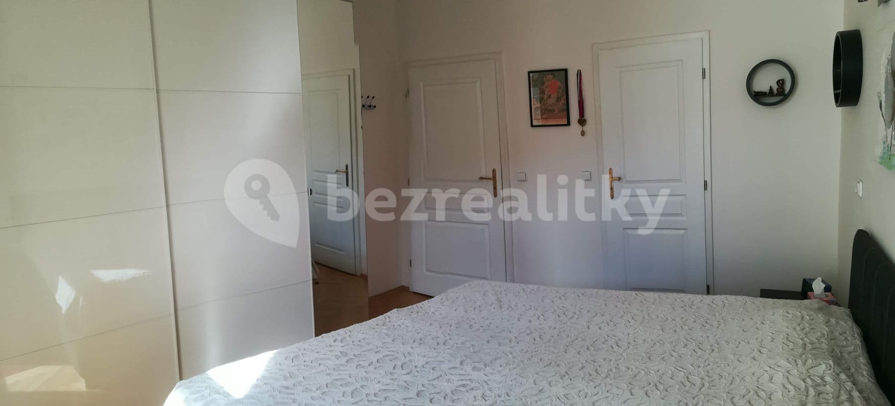 Prenájom bytu 2-izbový 53 m², Arbesovo náměstí, Praha, Praha Prenájom bytu 2-izbový 53 m², Arbesovo náměstí, Praha, Praha