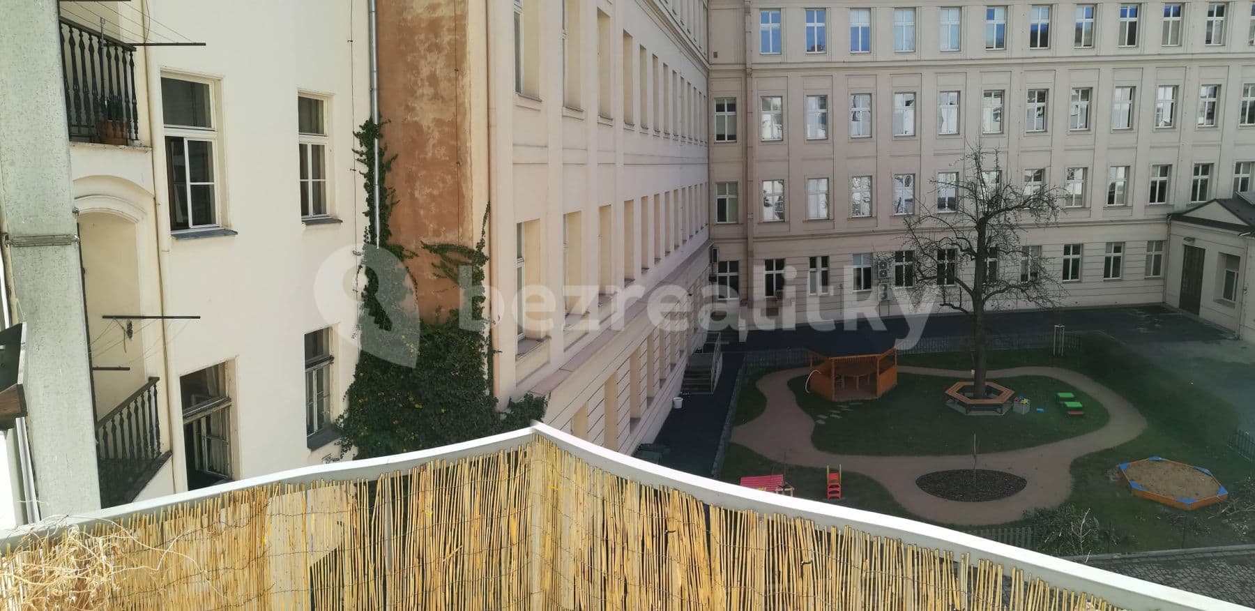 Prenájom bytu 2-izbový 53 m², Arbesovo náměstí, Praha, Praha Prenájom bytu 2-izbový 53 m², Arbesovo náměstí, Praha, Praha
