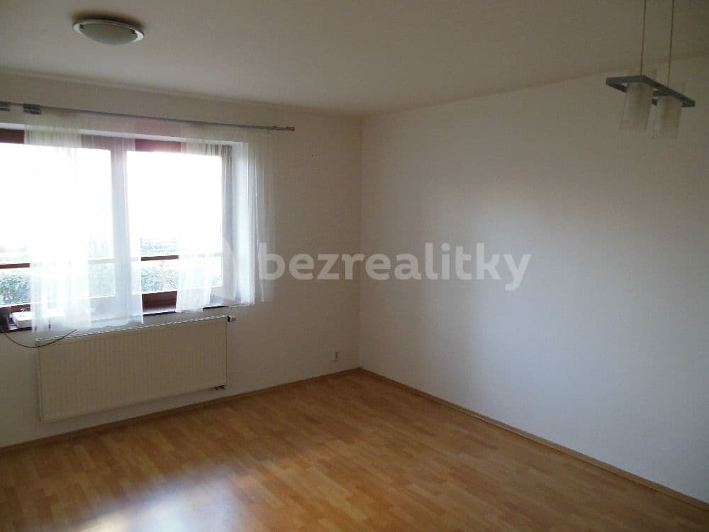 Prenájom bytu 1-izbový 30 m², Švehlova, Praha, Praha Prenájom bytu 1-izbový 30 m², Švehlova, Praha, Praha