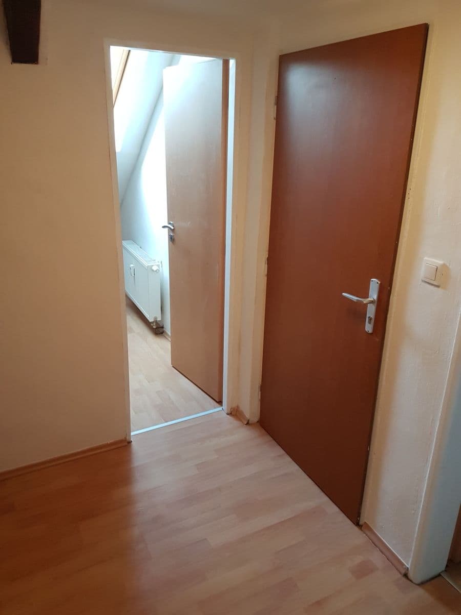 Prenájom bytu 3-izbový 66 m², Baarova, Praha, Praha Prenájom bytu 3-izbový 66 m², Baarova, Praha, Praha