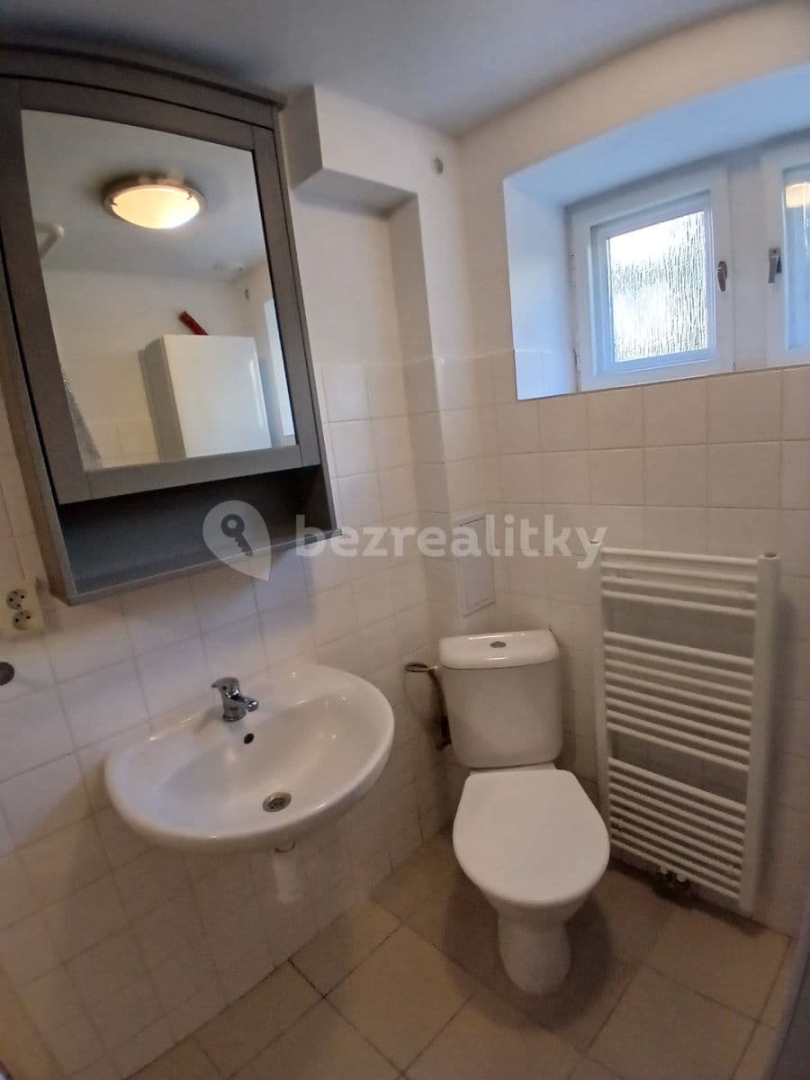 Prenájom bytu 3-izbový 70 m², Čihákova, Poděbrady, Středočeský kraj Prenájom bytu 3-izbový 70 m², Čihákova, Poděbrady, Středočeský kraj