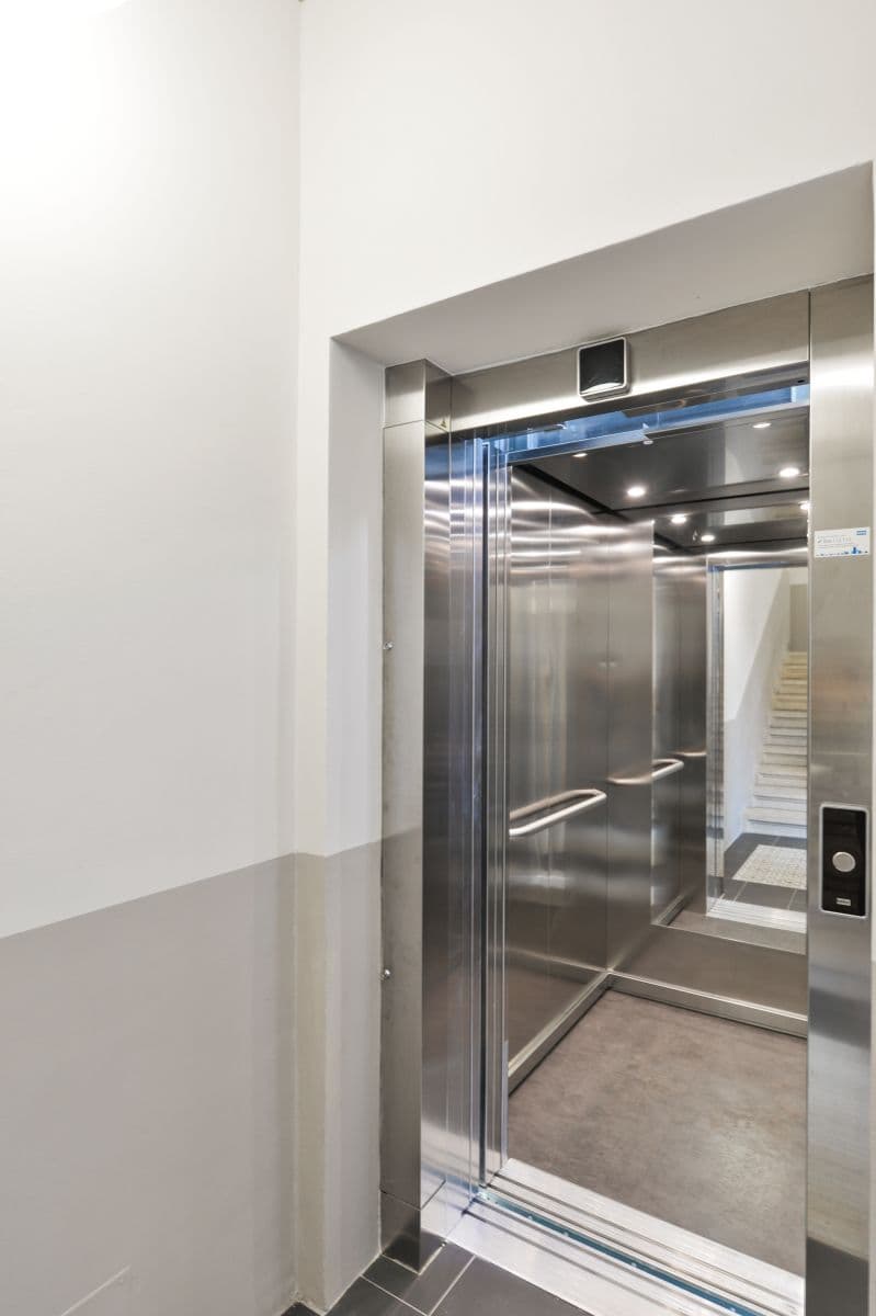 Prenájom bytu 1-izbový 42 m², Krásova, Praha, Praha Prenájom bytu 1-izbový 42 m², Krásova, Praha, Praha