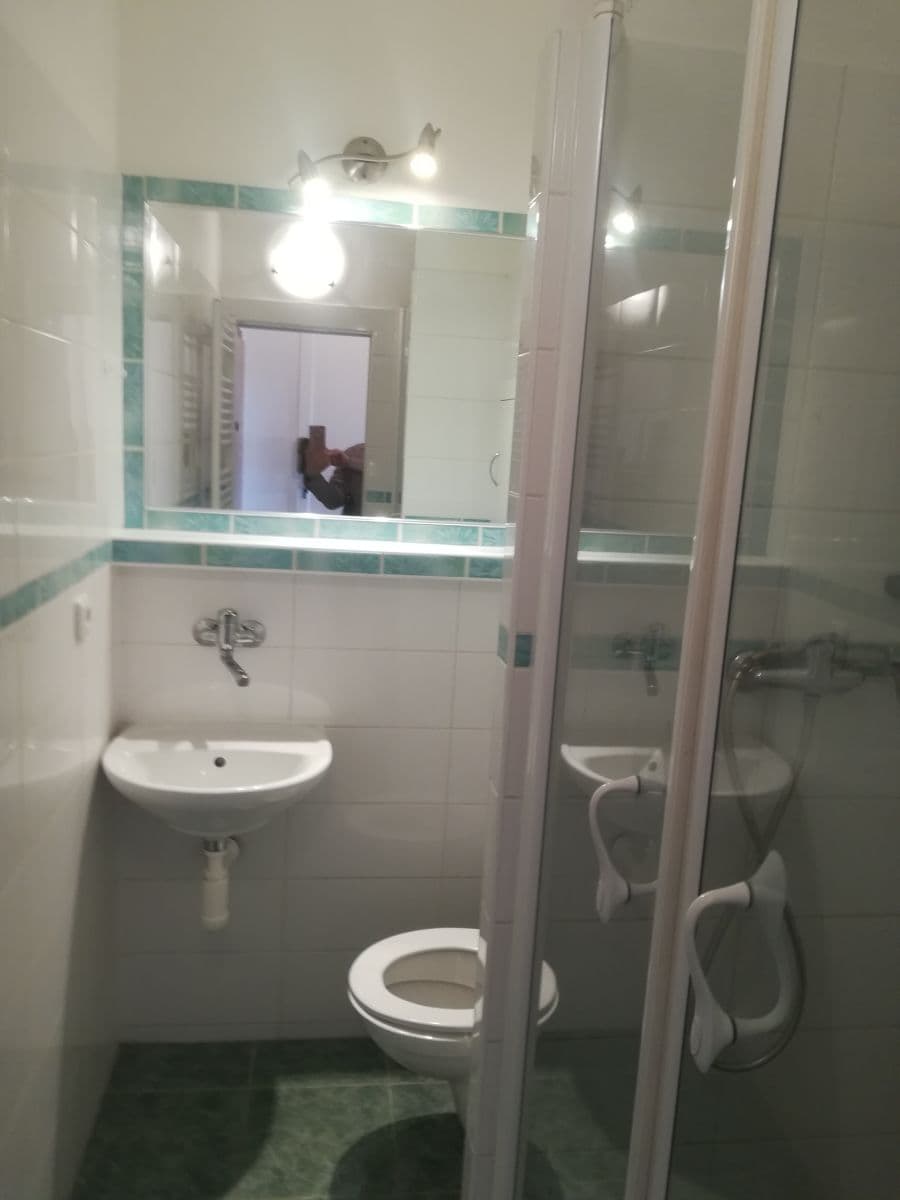 Prenájom bytu 2-izbový 35 m², Jílová, Olomouc, Olomoucký kraj Prenájom bytu 2-izbový 35 m², Jílová, Olomouc, Olomoucký kraj