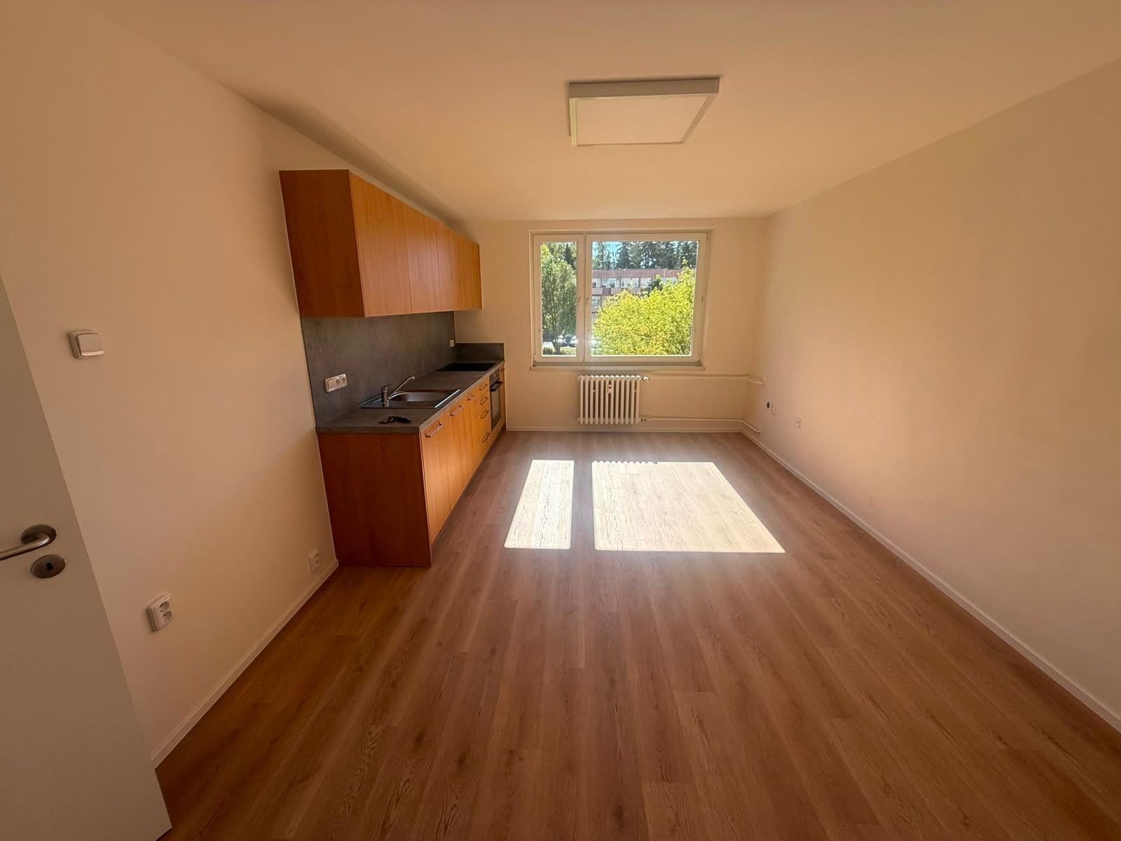 Prenájom bytu 2-izbový 47 m², Čechovská, Příbram, Středočeský kraj Prenájom bytu 2-izbový 47 m², Čechovská, Příbram, Středočeský kraj