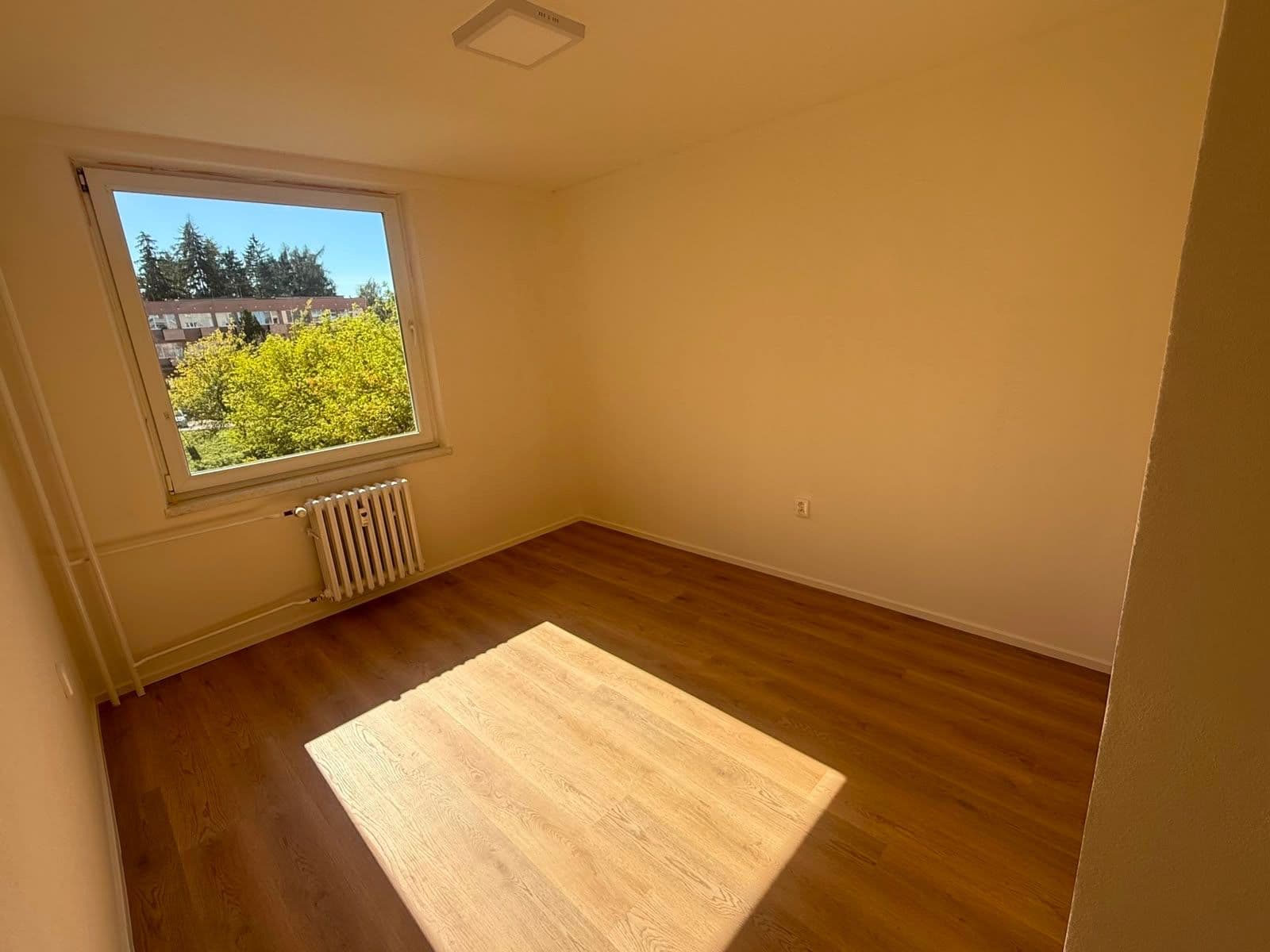 Prenájom bytu 2-izbový 47 m², Čechovská, Příbram, Středočeský kraj Prenájom bytu 2-izbový 47 m², Čechovská, Příbram, Středočeský kraj
