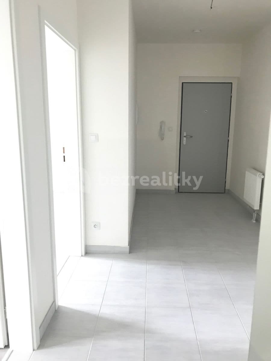 Prenájom bytu 2-izbový 59 m², Poděbradova, Plzeň, Plzeňský kraj Prenájom bytu 2-izbový 59 m², Poděbradova, Plzeň, Plzeňský kraj