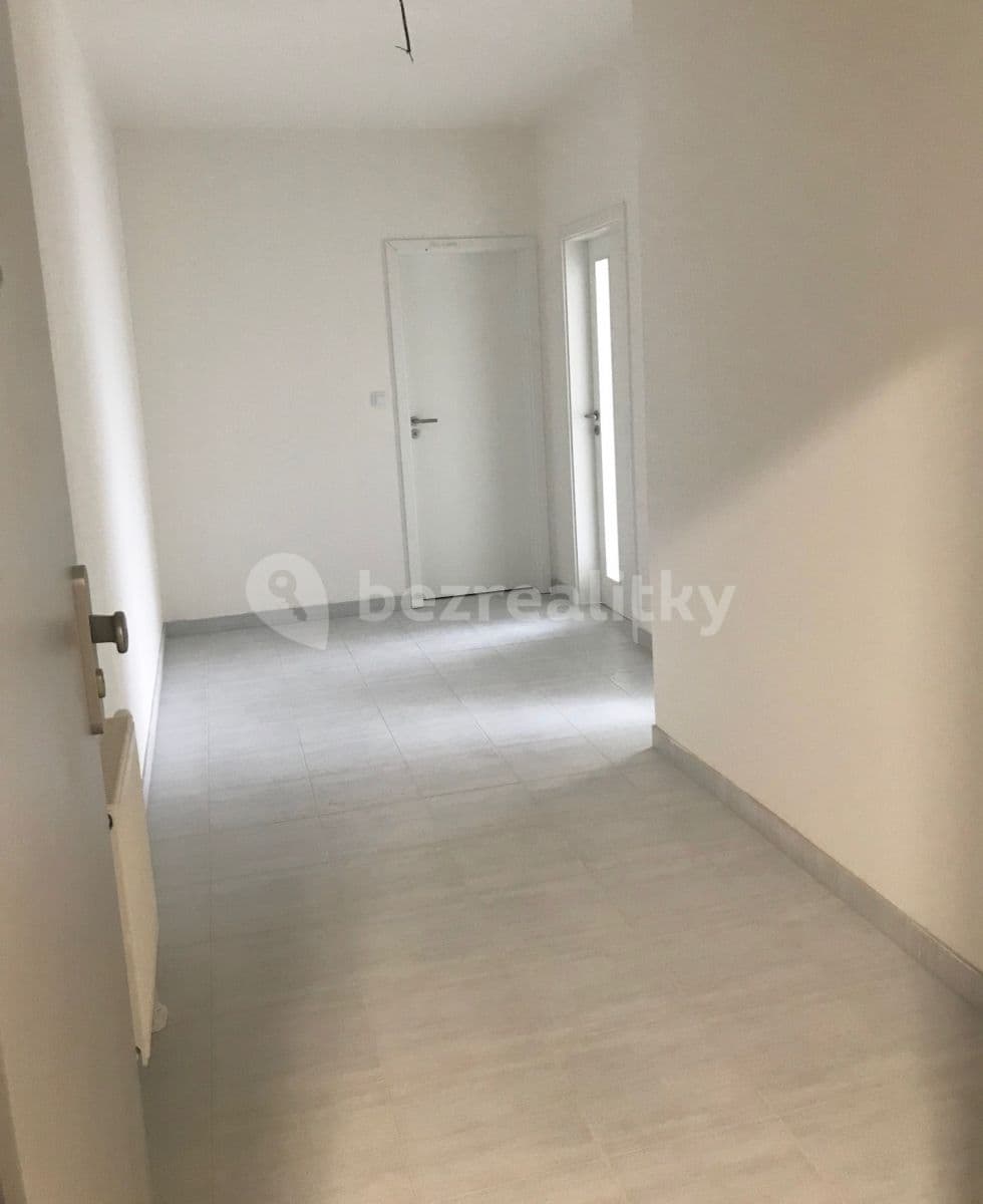 Prenájom bytu 2-izbový 59 m², Poděbradova, Plzeň, Plzeňský kraj Prenájom bytu 2-izbový 59 m², Poděbradova, Plzeň, Plzeňský kraj