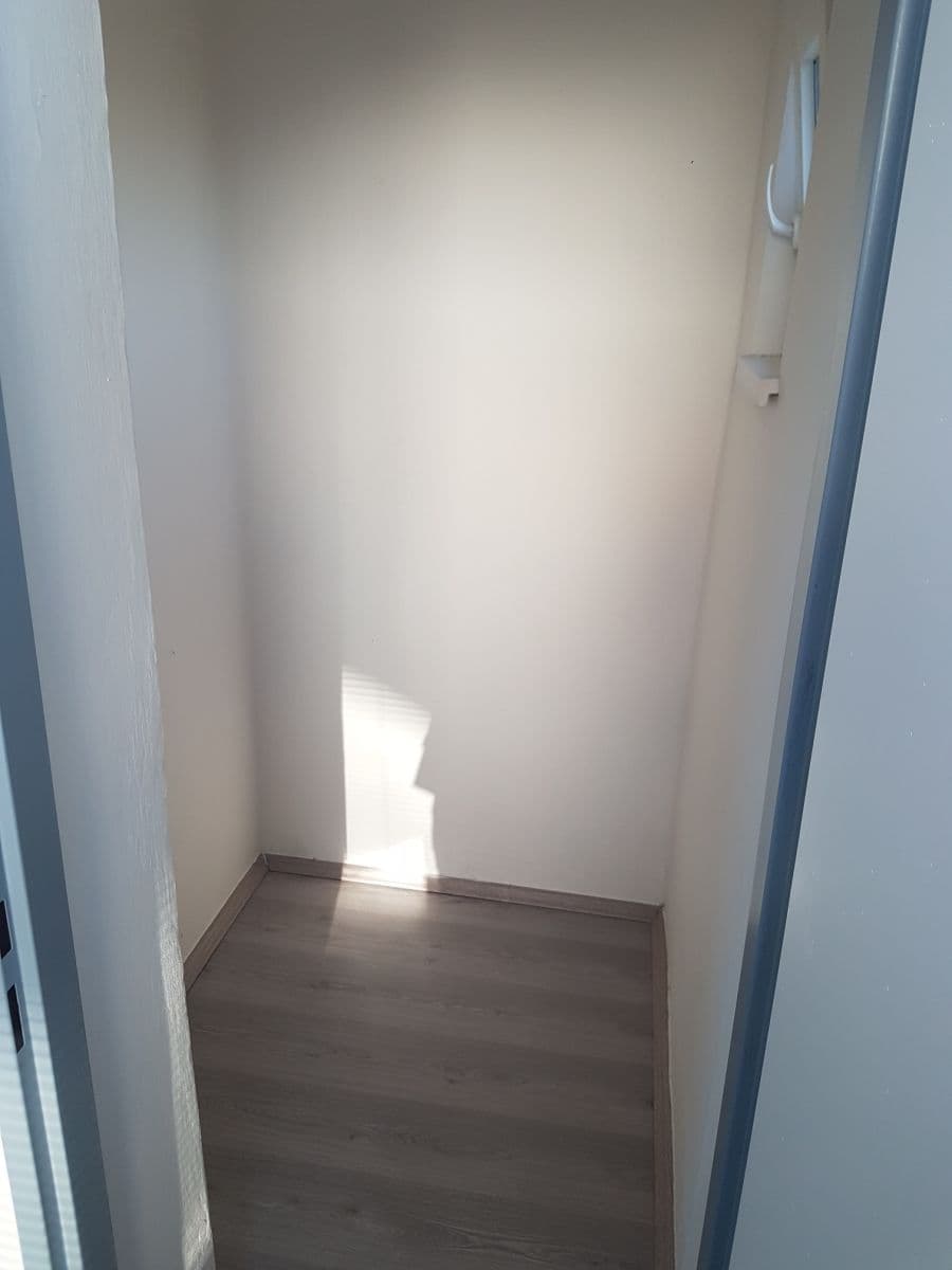 Prenájom bytu 1-izbový 29 m², Baarova, Praha, Praha Prenájom bytu 1-izbový 29 m², Baarova, Praha, Praha