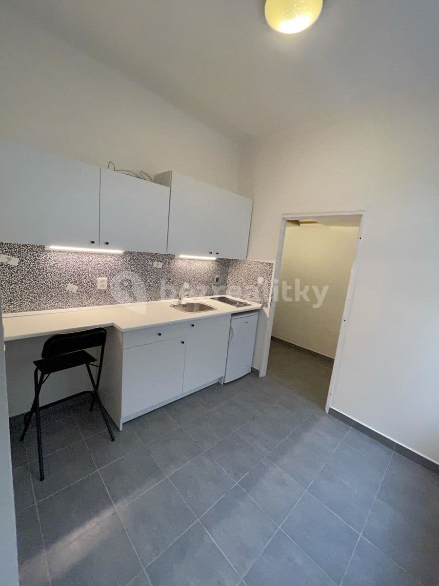 Prenájom bytu Garsoniéra 14 m², Pod Kesnerkou, Praha, Praha Prenájom bytu Garsoniéra 14 m², Pod Kesnerkou, Praha, Praha