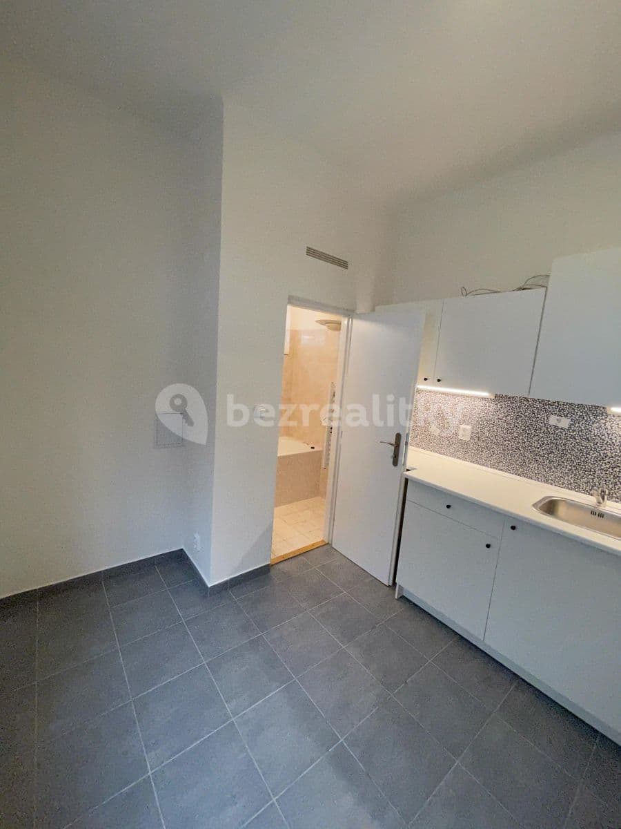 Prenájom bytu Garsoniéra 14 m², Pod Kesnerkou, Praha, Praha Prenájom bytu Garsoniéra 14 m², Pod Kesnerkou, Praha, Praha