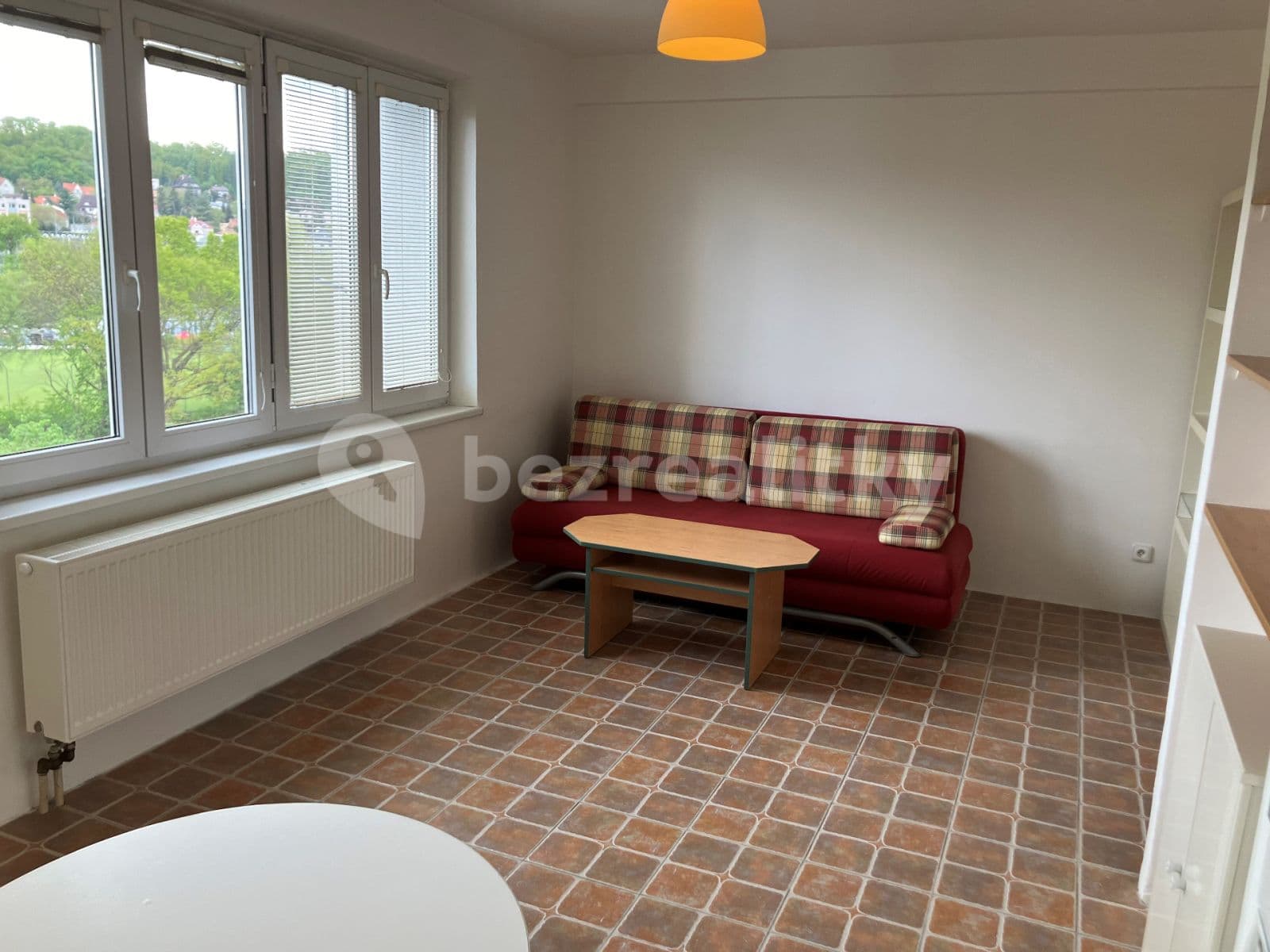 Prenájom bytu 1-izbový 27 m², Za Mlýnem, Praha, Praha Prenájom bytu 1-izbový 27 m², Za Mlýnem, Praha, Praha