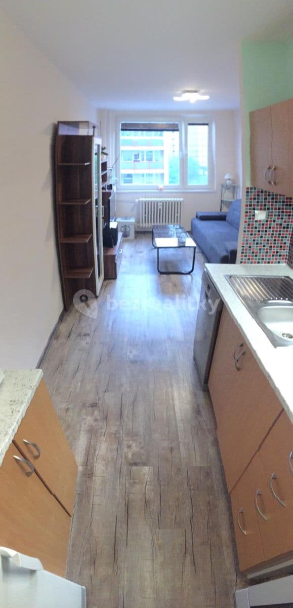 Prenájom bytu 2-izbový 40 m², Blattného, Praha, Praha Prenájom bytu 2-izbový 40 m², Blattného, Praha, Praha