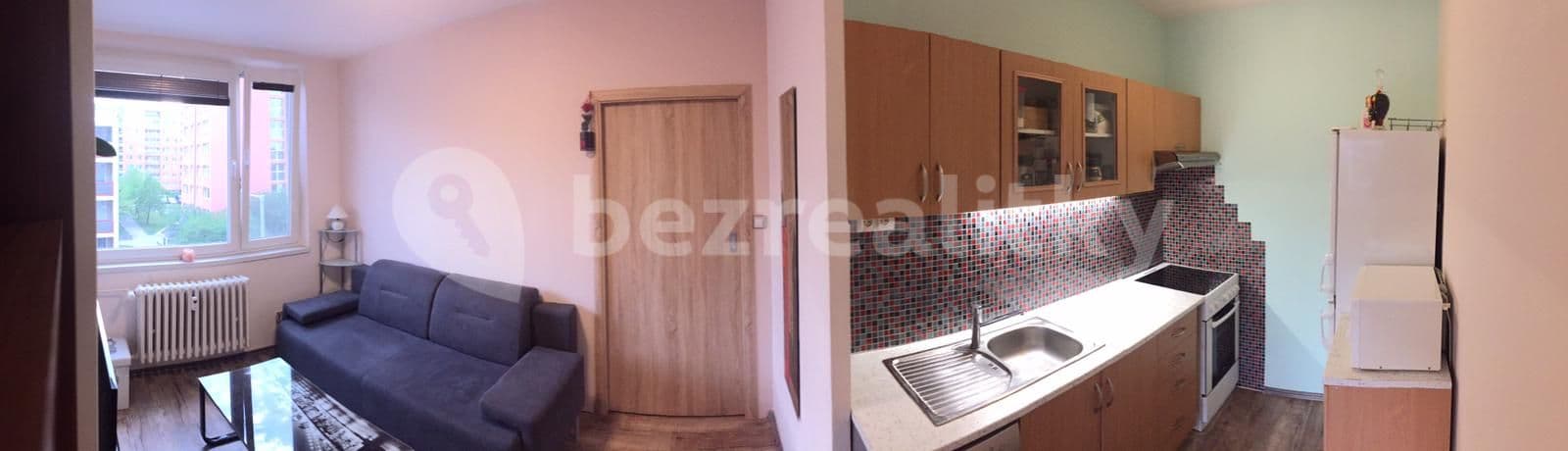 Prenájom bytu 2-izbový 40 m², Blattného, Praha, Praha Prenájom bytu 2-izbový 40 m², Blattného, Praha, Praha