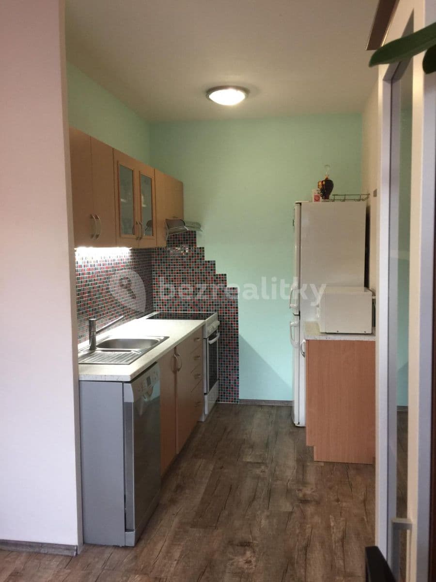 Prenájom bytu 2-izbový 40 m², Blattného, Praha, Praha Prenájom bytu 2-izbový 40 m², Blattného, Praha, Praha