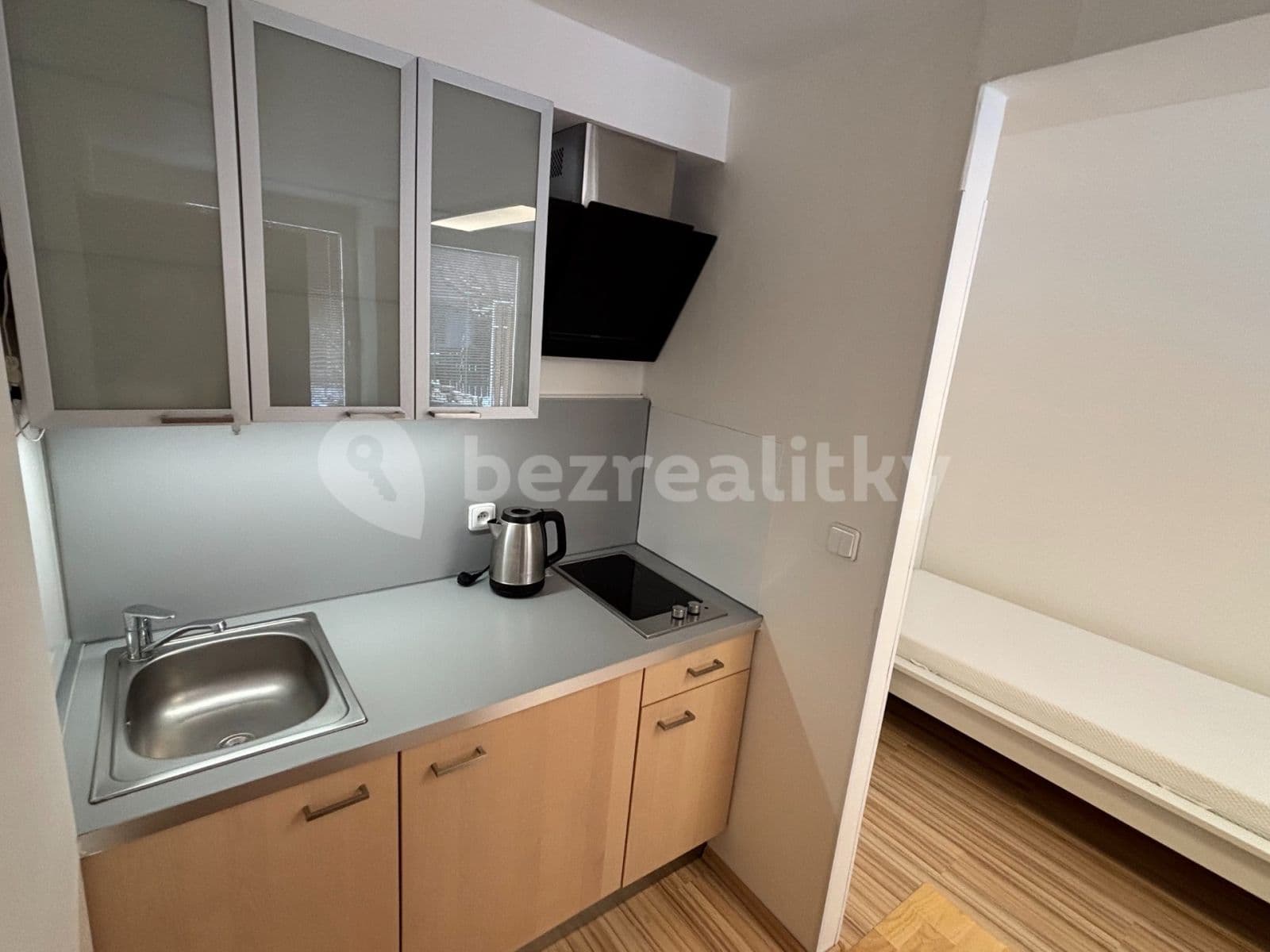 Prenájom bytu Garsoniéra 20 m², Březová, Praha, Praha Prenájom bytu Garsoniéra 20 m², Březová, Praha, Praha