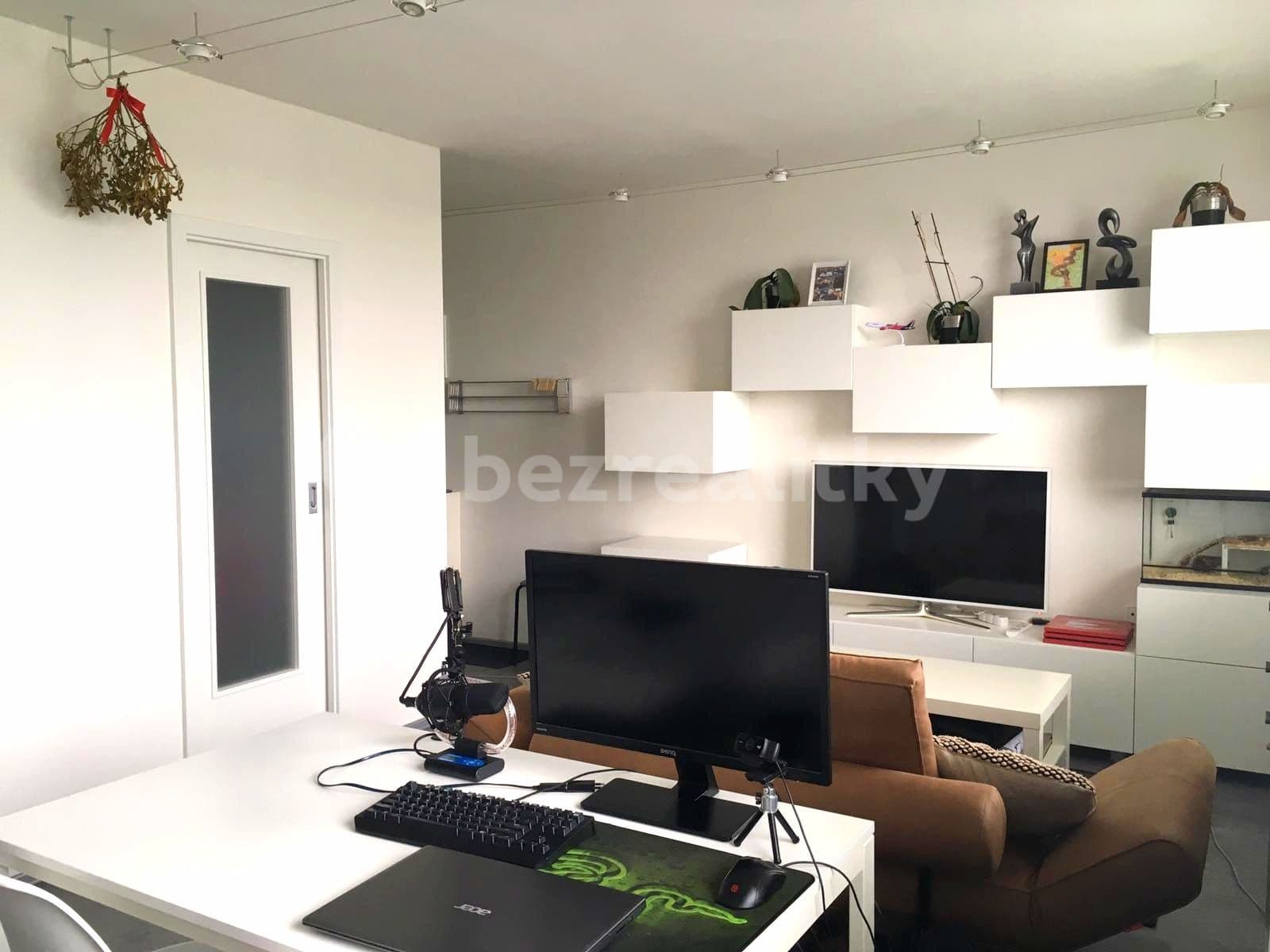 Prenájom bytu 1-izbový 31 m², Tobrucká, Praha, Praha Prenájom bytu 1-izbový 31 m², Tobrucká, Praha, Praha
