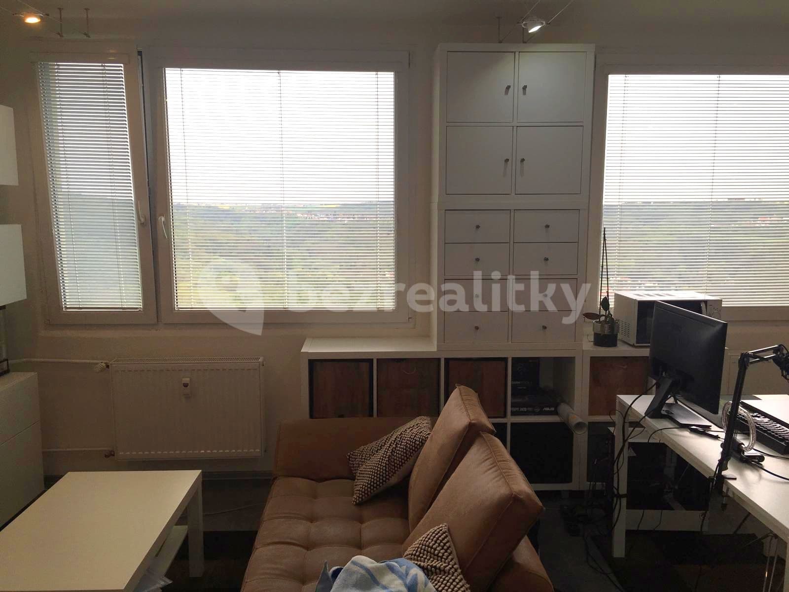 Prenájom bytu 1-izbový 31 m², Tobrucká, Praha, Praha Prenájom bytu 1-izbový 31 m², Tobrucká, Praha, Praha