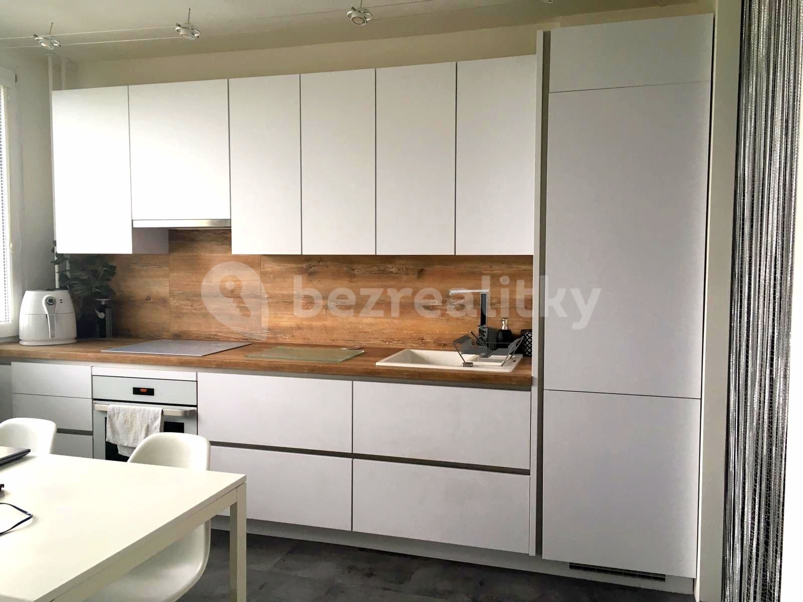 Prenájom bytu 1-izbový 31 m², Tobrucká, Praha, Praha Prenájom bytu 1-izbový 31 m², Tobrucká, Praha, Praha
