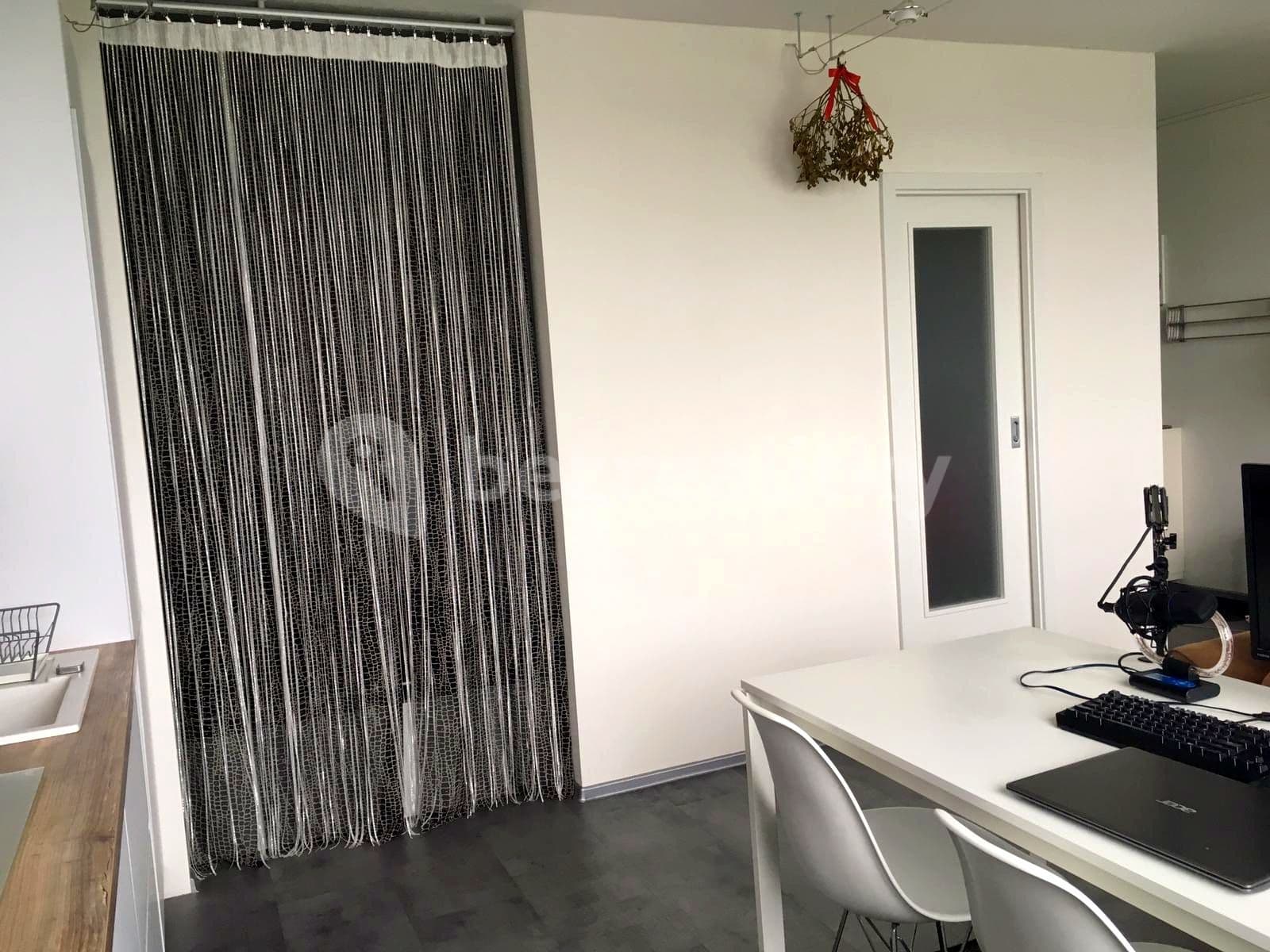 Prenájom bytu 1-izbový 31 m², Tobrucká, Praha, Praha Prenájom bytu 1-izbový 31 m², Tobrucká, Praha, Praha