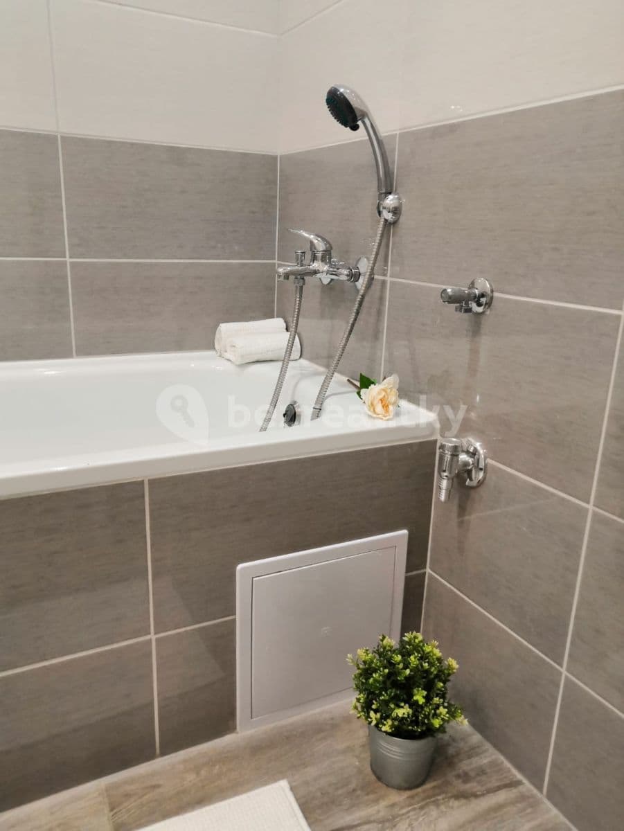 Prenájom bytu 3-izbový 68 m², Provaznická, Ostrava, Moravskoslezský kraj Prenájom bytu 3-izbový 68 m², Provaznická, Ostrava, Moravskoslezský kraj