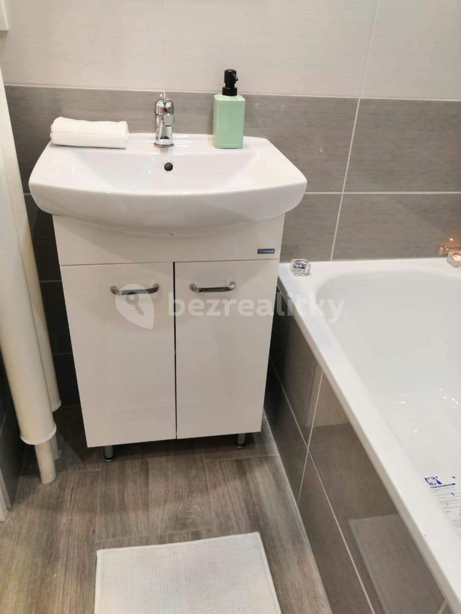 Prenájom bytu 3-izbový 68 m², Provaznická, Ostrava, Moravskoslezský kraj Prenájom bytu 3-izbový 68 m², Provaznická, Ostrava, Moravskoslezský kraj