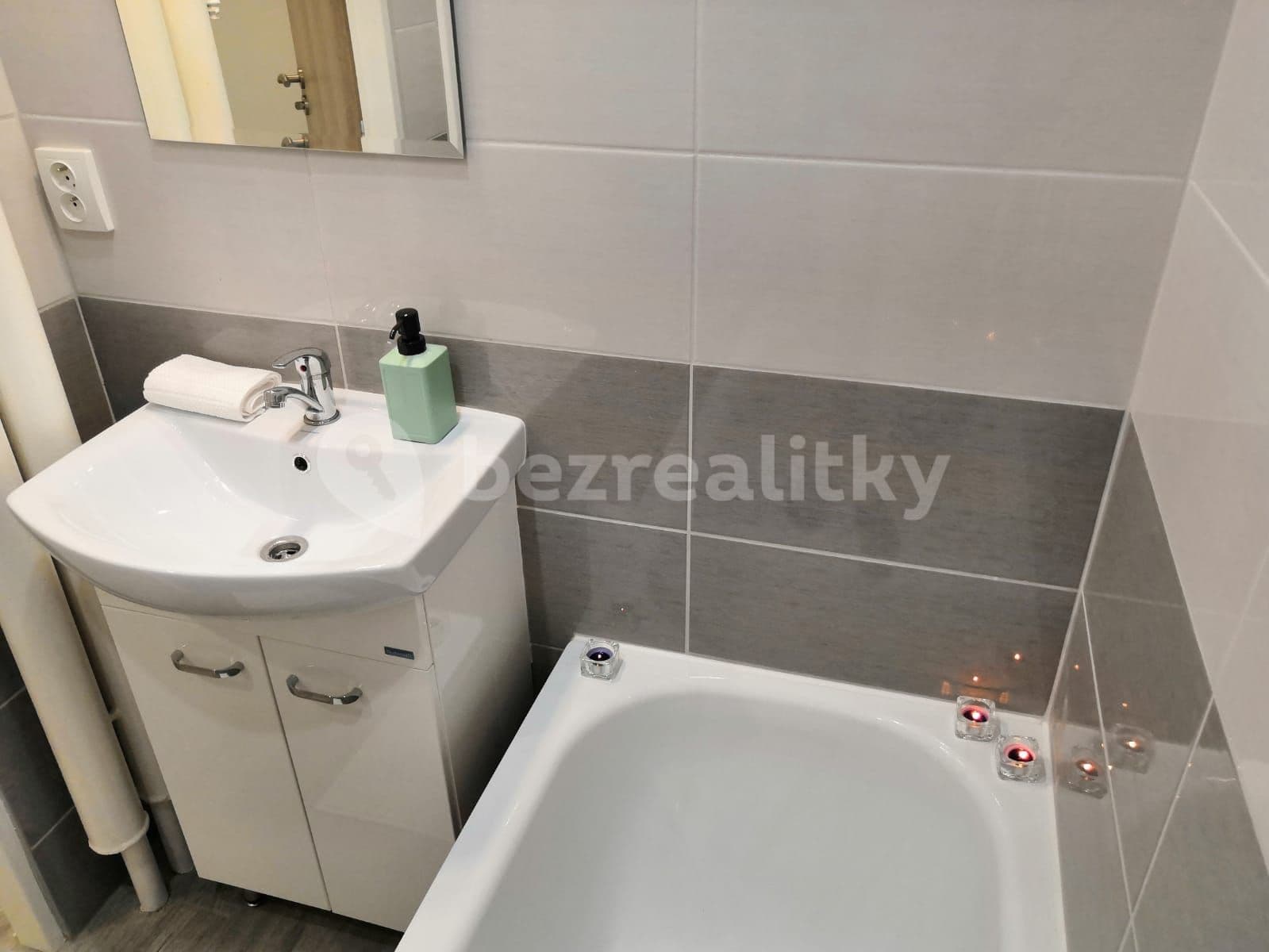 Prenájom bytu 3-izbový 68 m², Provaznická, Ostrava, Moravskoslezský kraj Prenájom bytu 3-izbový 68 m², Provaznická, Ostrava, Moravskoslezský kraj