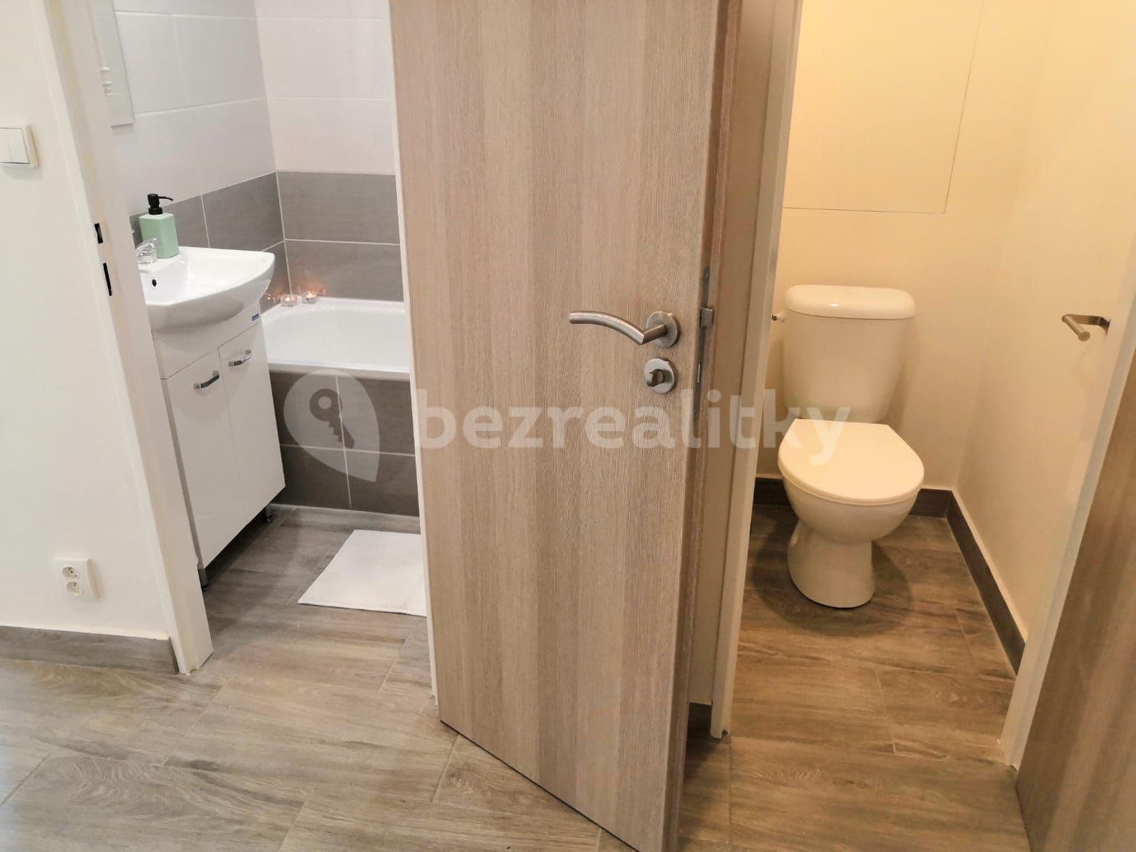 Prenájom bytu 3-izbový 68 m², Provaznická, Ostrava, Moravskoslezský kraj Prenájom bytu 3-izbový 68 m², Provaznická, Ostrava, Moravskoslezský kraj