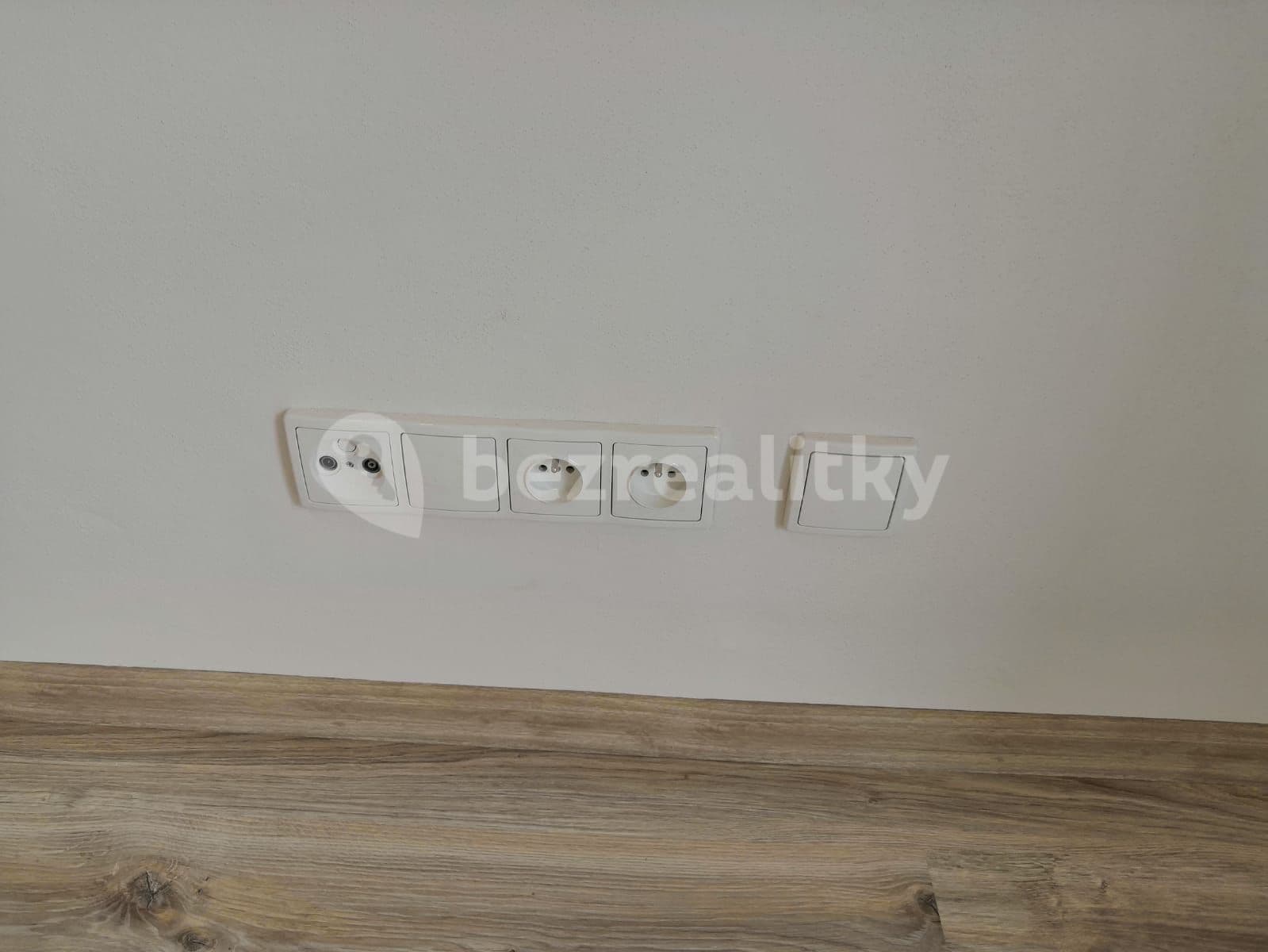 Prenájom bytu 3-izbový 68 m², Provaznická, Ostrava, Moravskoslezský kraj Prenájom bytu 3-izbový 68 m², Provaznická, Ostrava, Moravskoslezský kraj