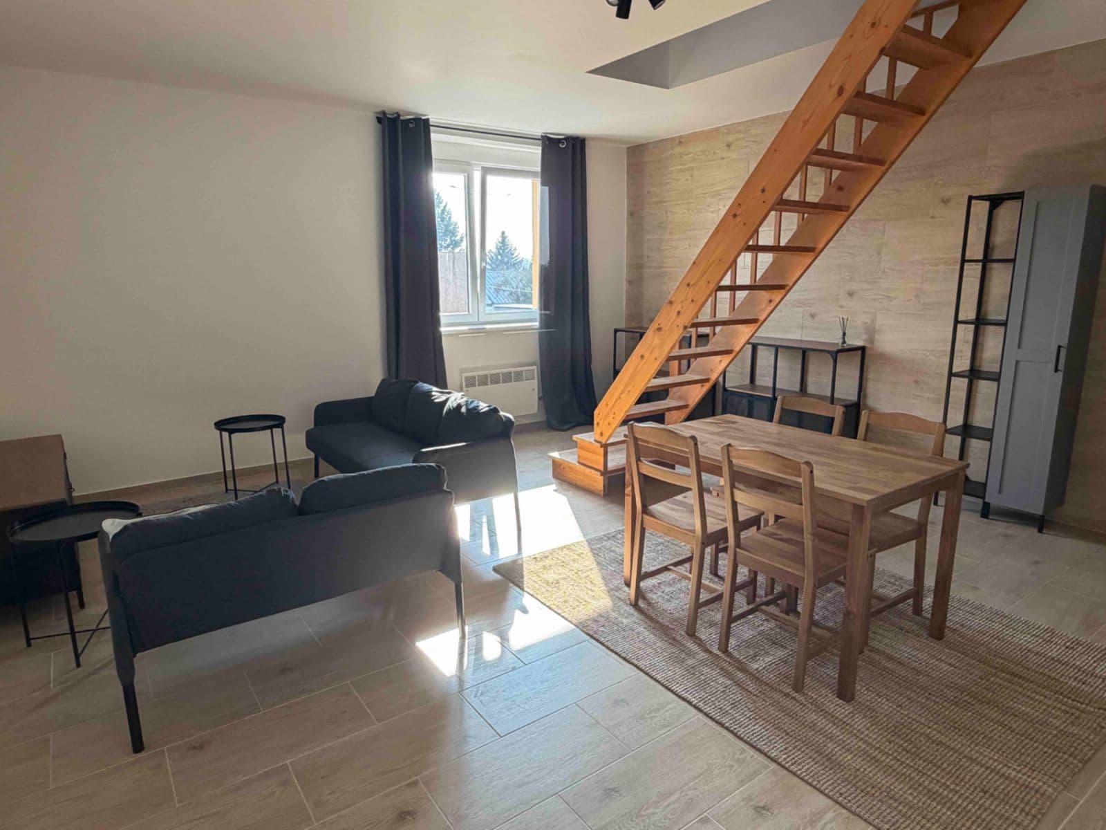 Prenájom bytu 2-izbový 96 m², Strakonická, Praha, Praha Prenájom bytu 2-izbový 96 m², Strakonická, Praha, Praha