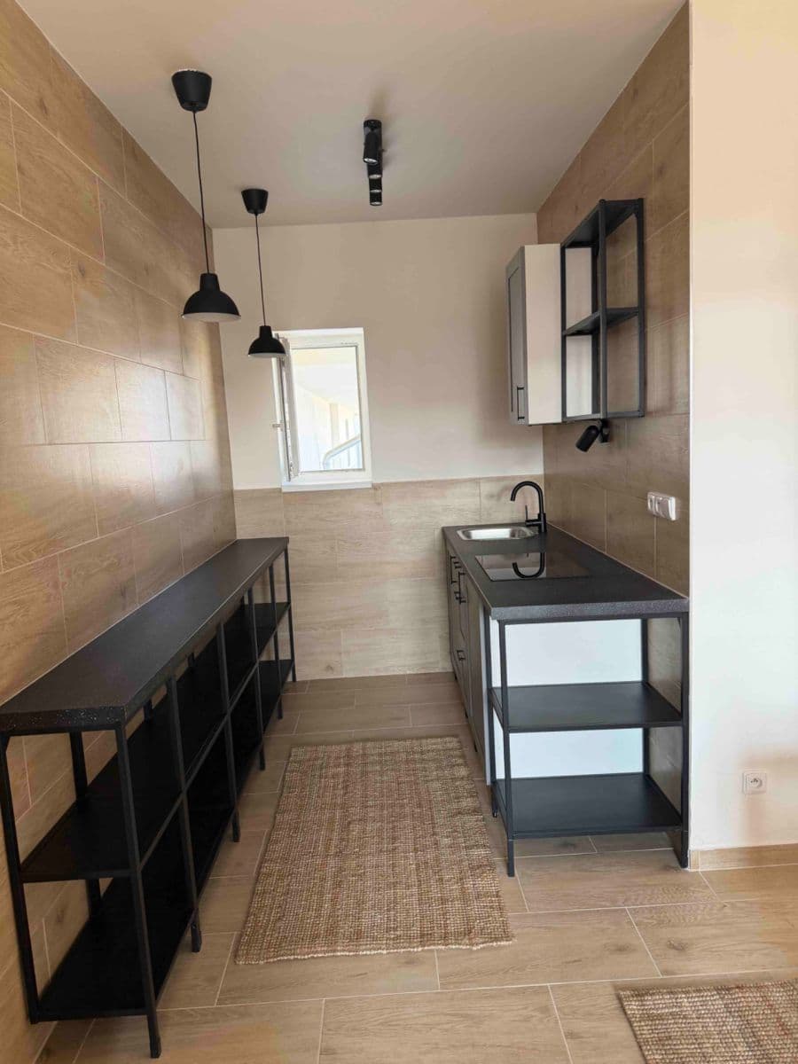 Prenájom bytu 2-izbový 96 m², Strakonická, Praha, Praha Prenájom bytu 2-izbový 96 m², Strakonická, Praha, Praha