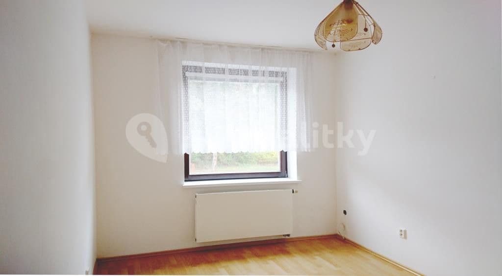 Prenájom bytu 4-izbový 80 m², Pod Fialkou, Praha, Praha Prenájom bytu 4-izbový 80 m², Pod Fialkou, Praha, Praha