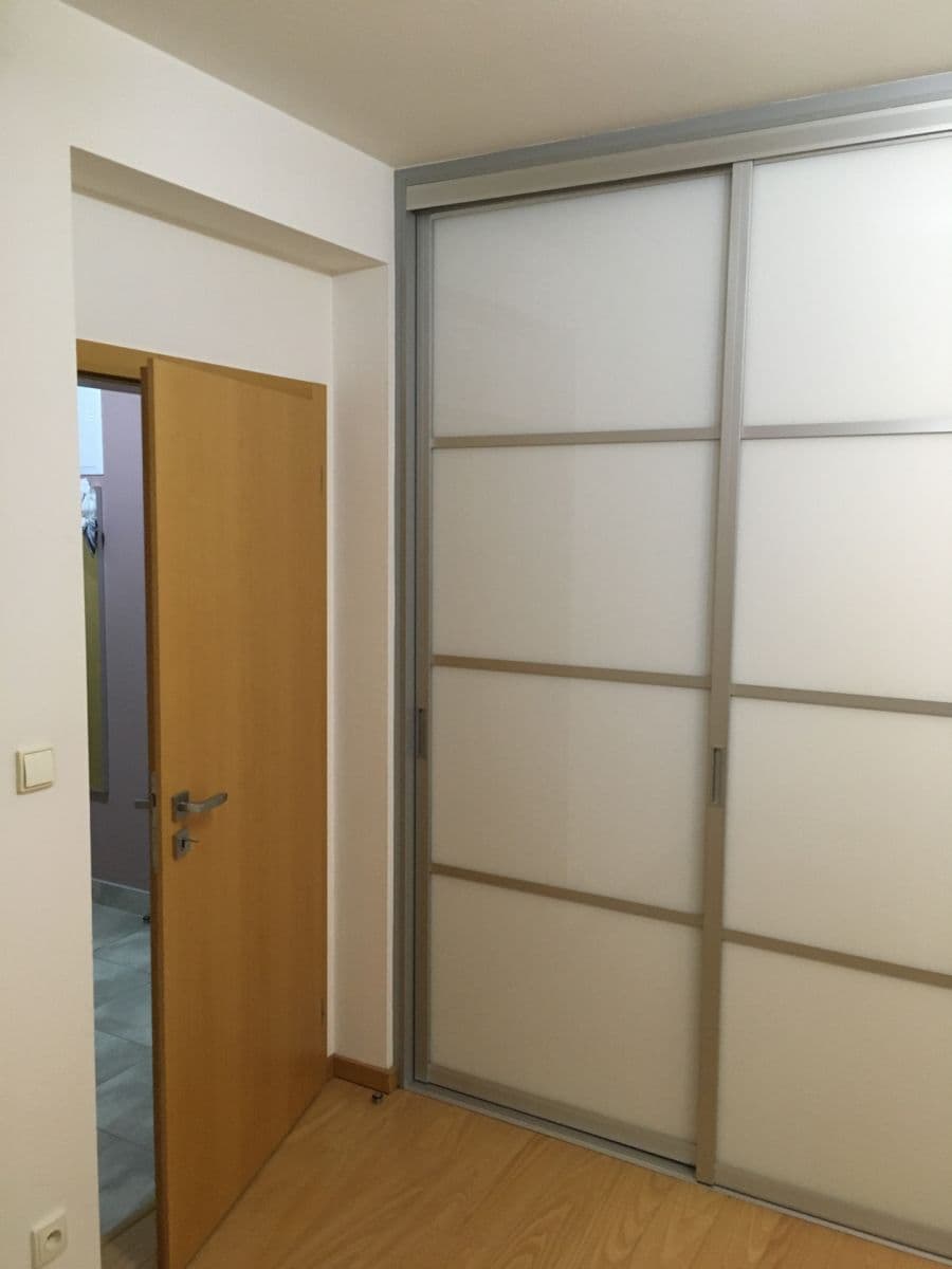 Prenájom bytu 3-izbový 70 m², Volmanova, Čelákovice, Středočeský kraj Prenájom bytu 3-izbový 70 m², Volmanova, Čelákovice, Středočeský kraj