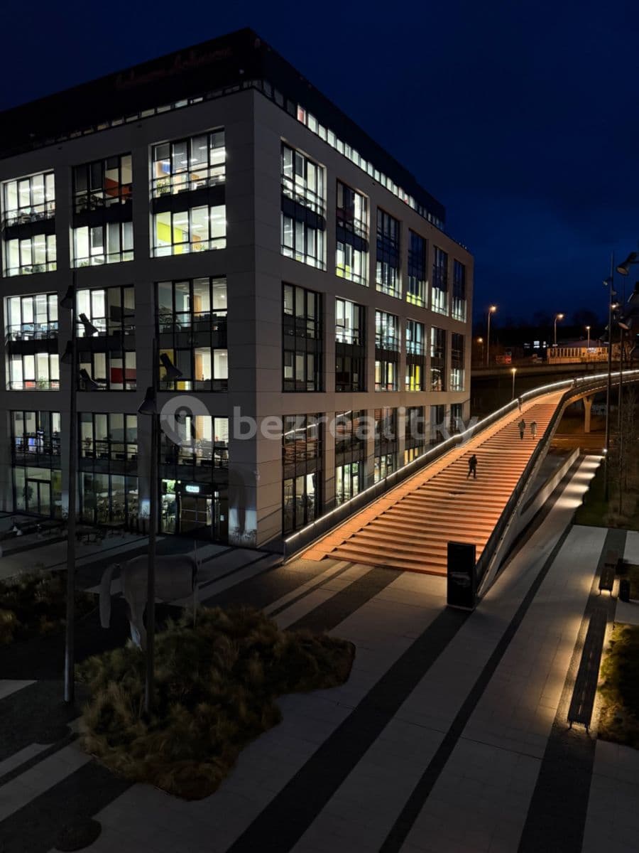 Prenájom bytu 1-izbový 34 m², Walterovo náměstí, Praha, Praha Prenájom bytu 1-izbový 34 m², Walterovo náměstí, Praha, Praha