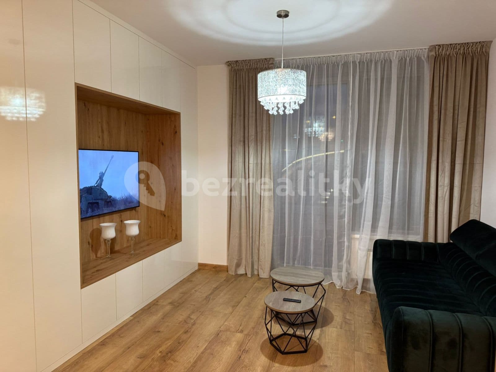 Prenájom bytu 1-izbový 34 m², Walterovo náměstí, Praha, Praha Prenájom bytu 1-izbový 34 m², Walterovo náměstí, Praha, Praha