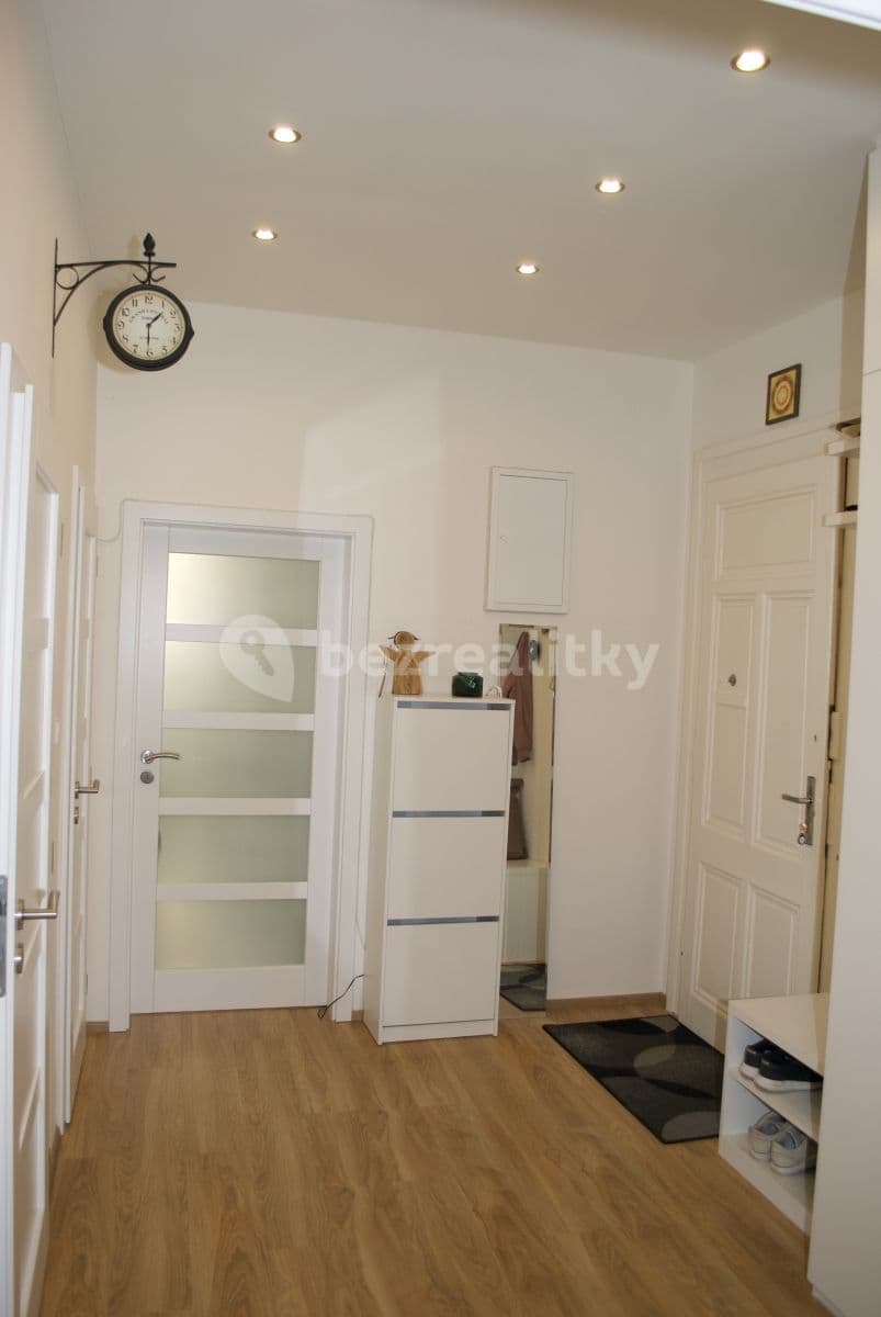 Prenájom bytu 2-izbový 52 m², Orelská, Praha, Praha Prenájom bytu 2-izbový 52 m², Orelská, Praha, Praha