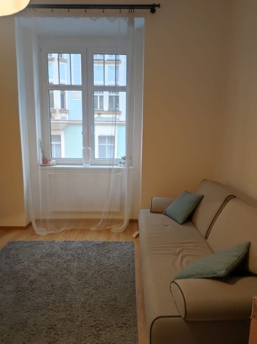 Prenájom bytu 2-izbový 52 m², Orelská, Praha, Praha Prenájom bytu 2-izbový 52 m², Orelská, Praha, Praha