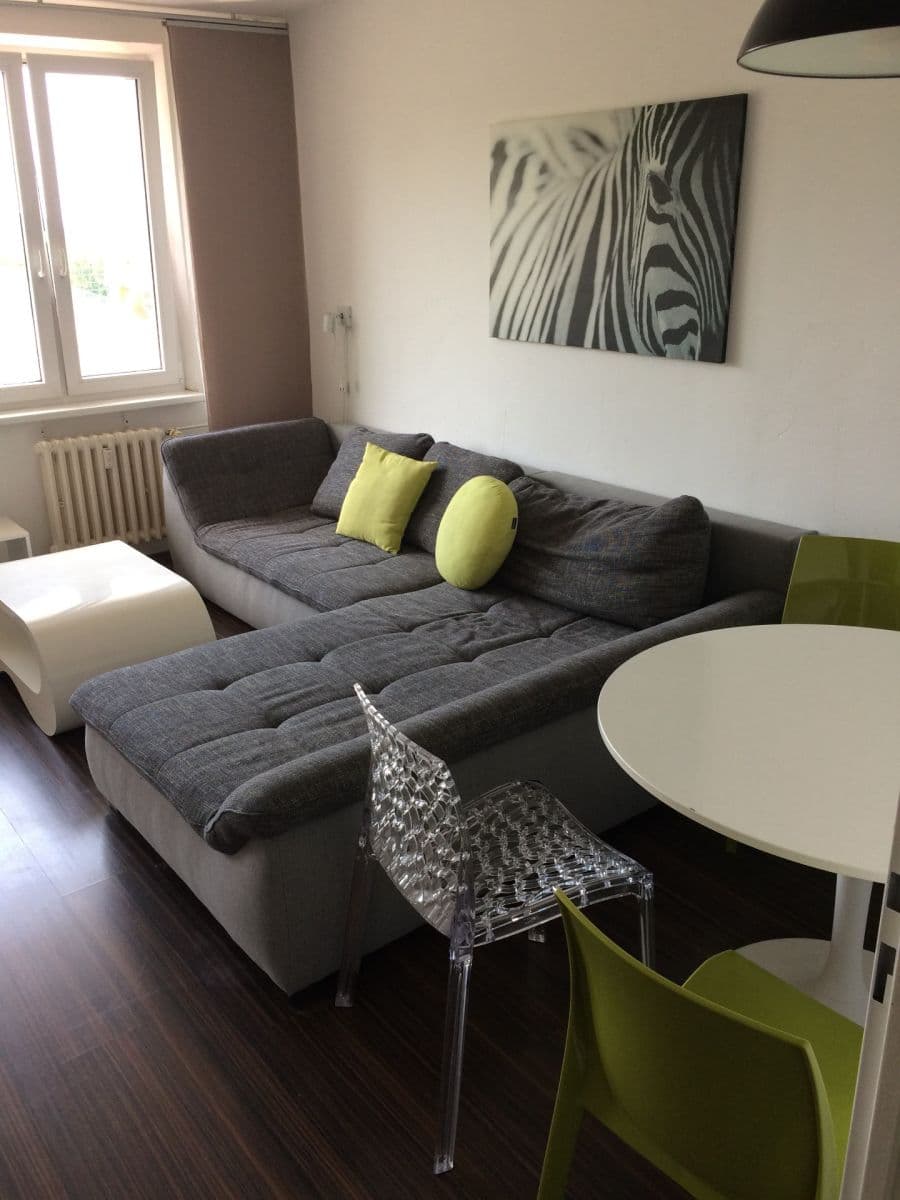 Prenájom bytu 3-izbový 74 m², Lindavská, Praha, Praha Prenájom bytu 3-izbový 74 m², Lindavská, Praha, Praha