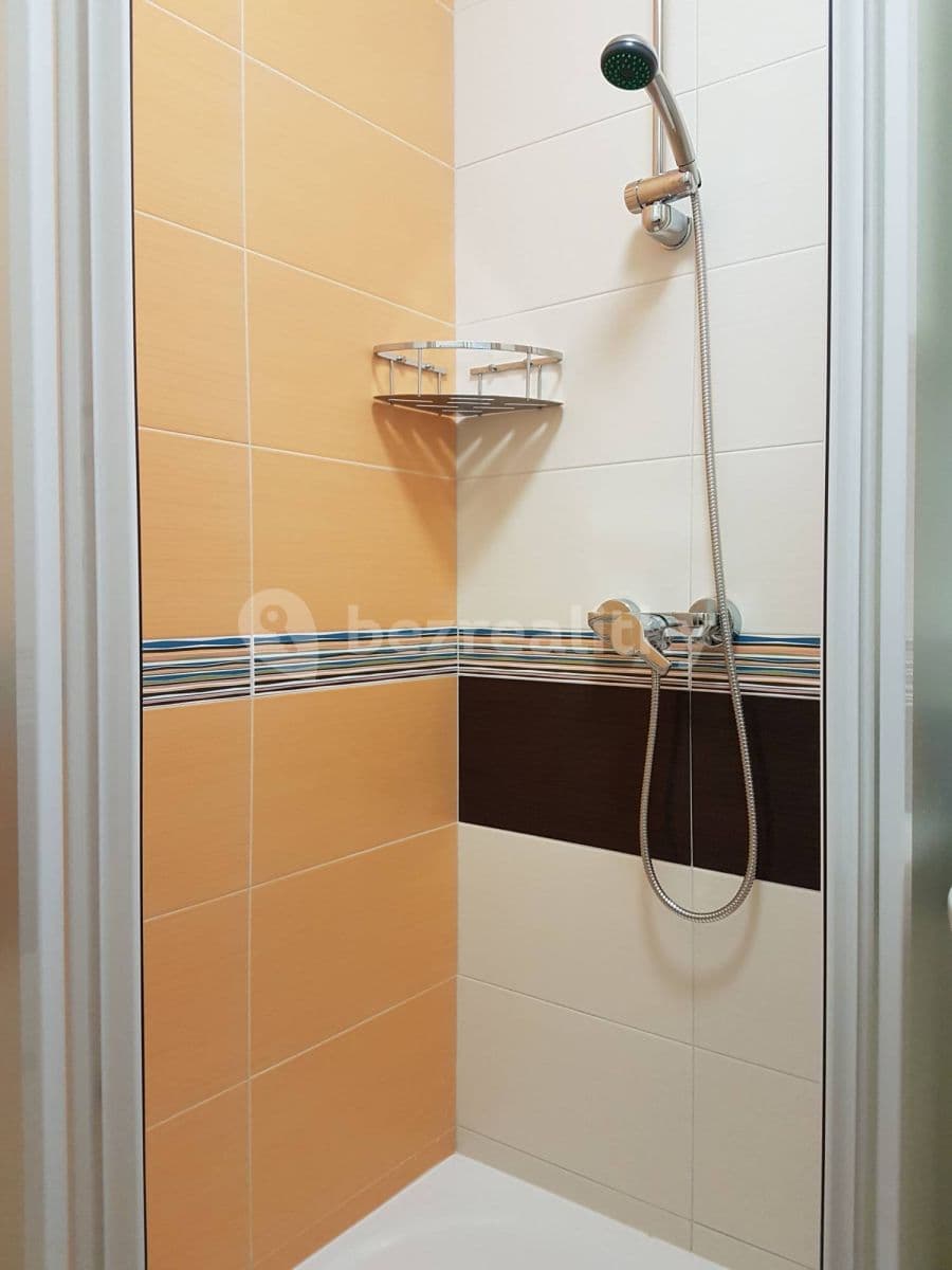 Prenájom bytu 1-izbový 32 m², Tyršova, Kolín, Středočeský kraj Prenájom bytu 1-izbový 32 m², Tyršova, Kolín, Středočeský kraj