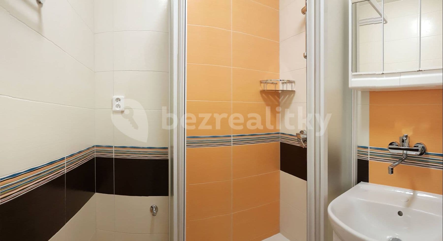 Prenájom bytu 1-izbový 32 m², Tyršova, Kolín, Středočeský kraj Prenájom bytu 1-izbový 32 m², Tyršova, Kolín, Středočeský kraj