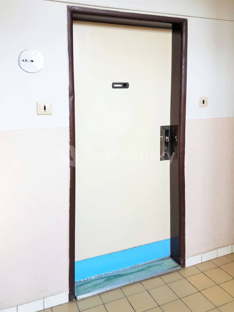 Prenájom bytu 1-izbový 32 m², Tyršova, Kolín, Středočeský kraj Prenájom bytu 1-izbový 32 m², Tyršova, Kolín, Středočeský kraj