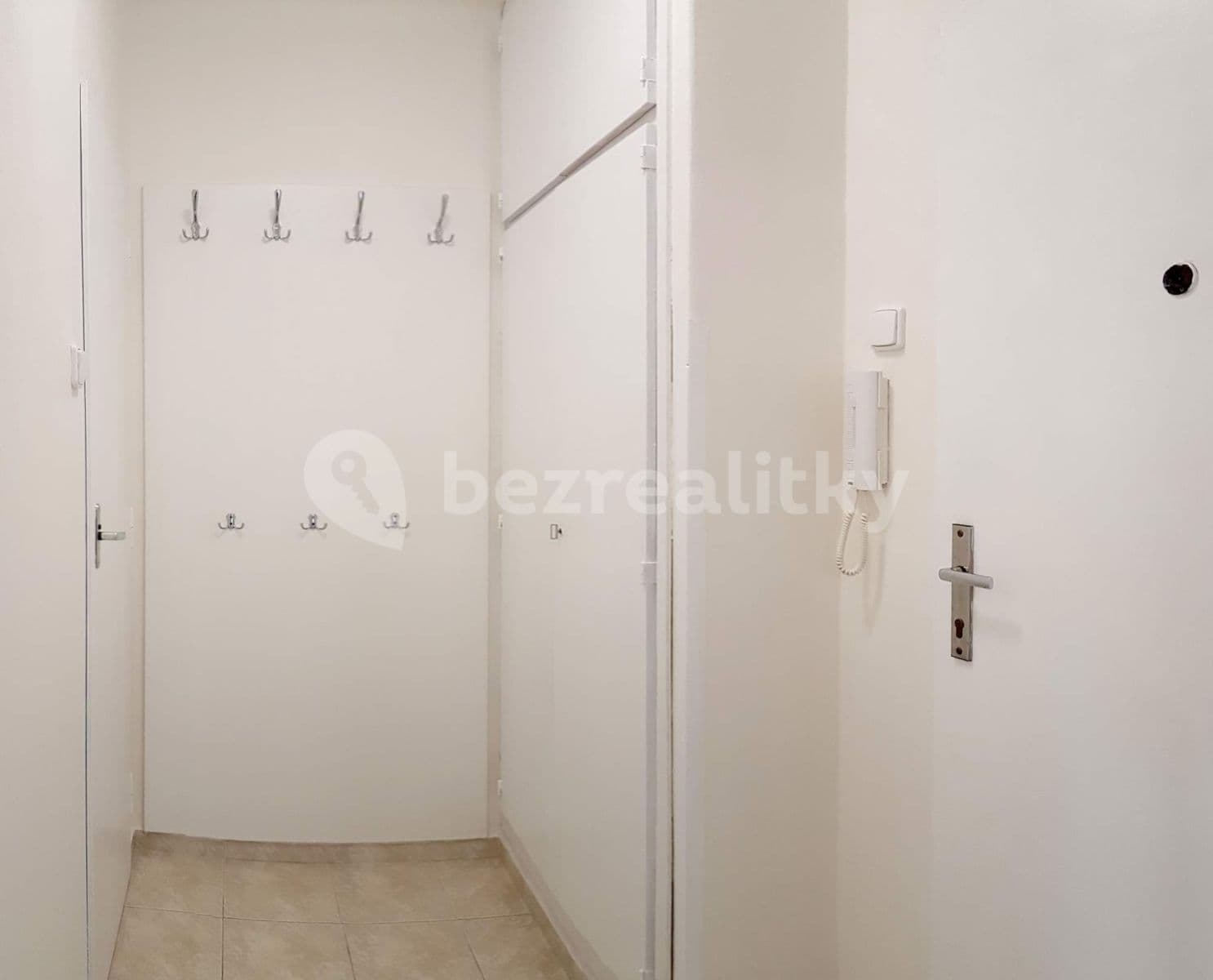 Prenájom bytu 1-izbový 32 m², Tyršova, Kolín, Středočeský kraj Prenájom bytu 1-izbový 32 m², Tyršova, Kolín, Středočeský kraj