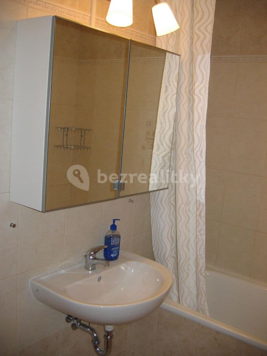 Prenájom bytu 2-izbový 62 m², Nová kolonie, Praha, Praha Prenájom bytu 2-izbový 62 m², Nová kolonie, Praha, Praha